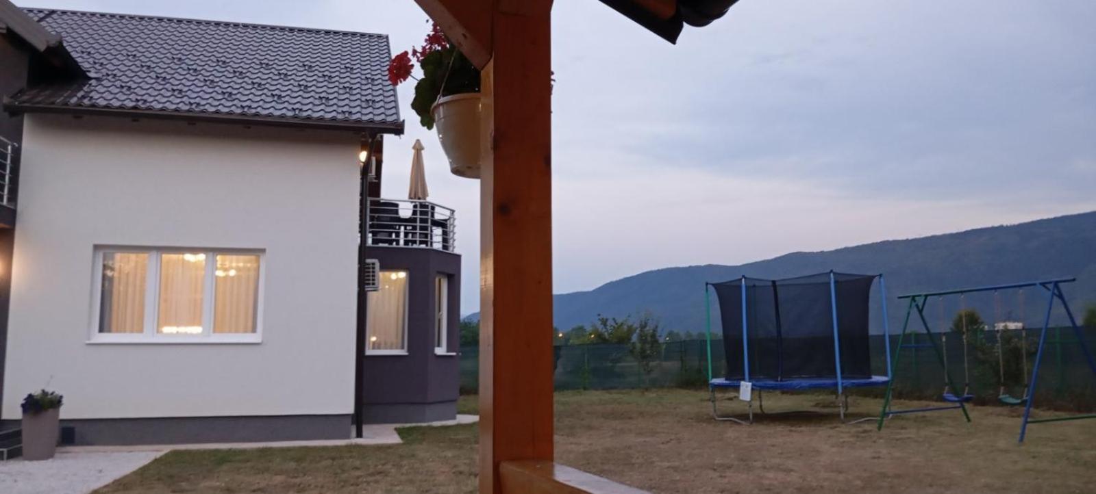 Villa 'Whispering Pines' Ilidža