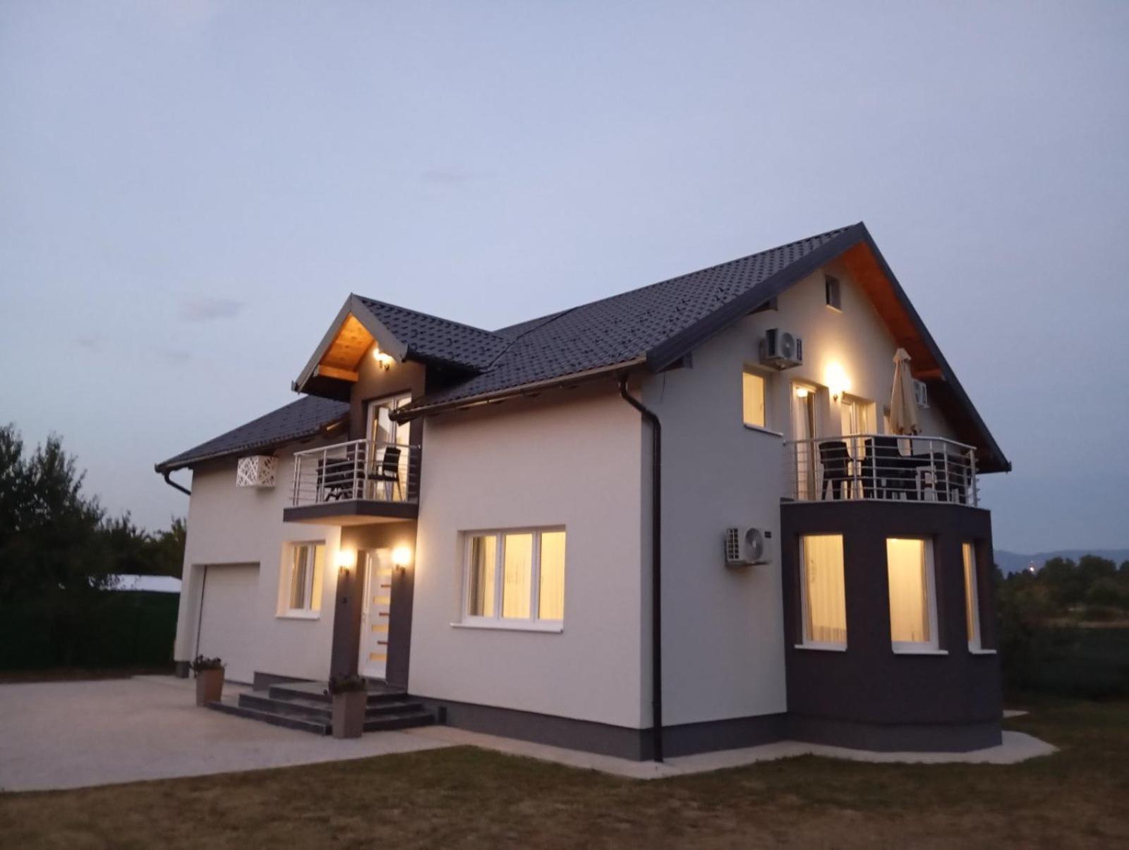 Villa 'Whispering Pines' Ilidža