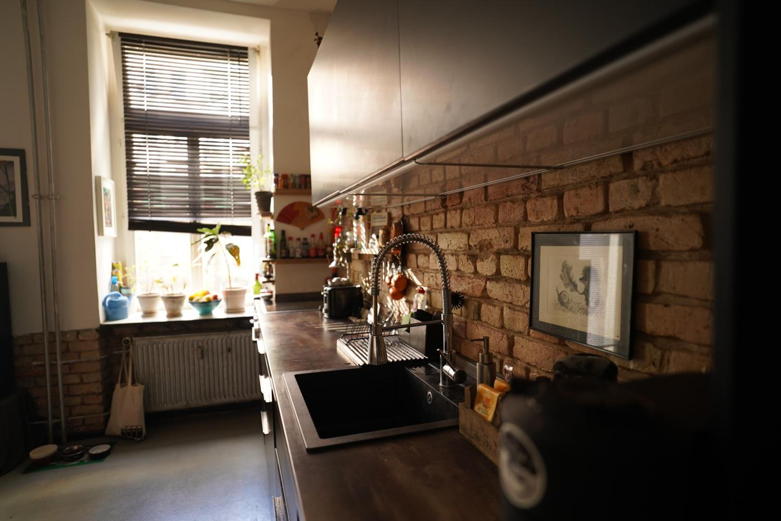 Cozy and quiet loft with private garden in a lively neighbourhood