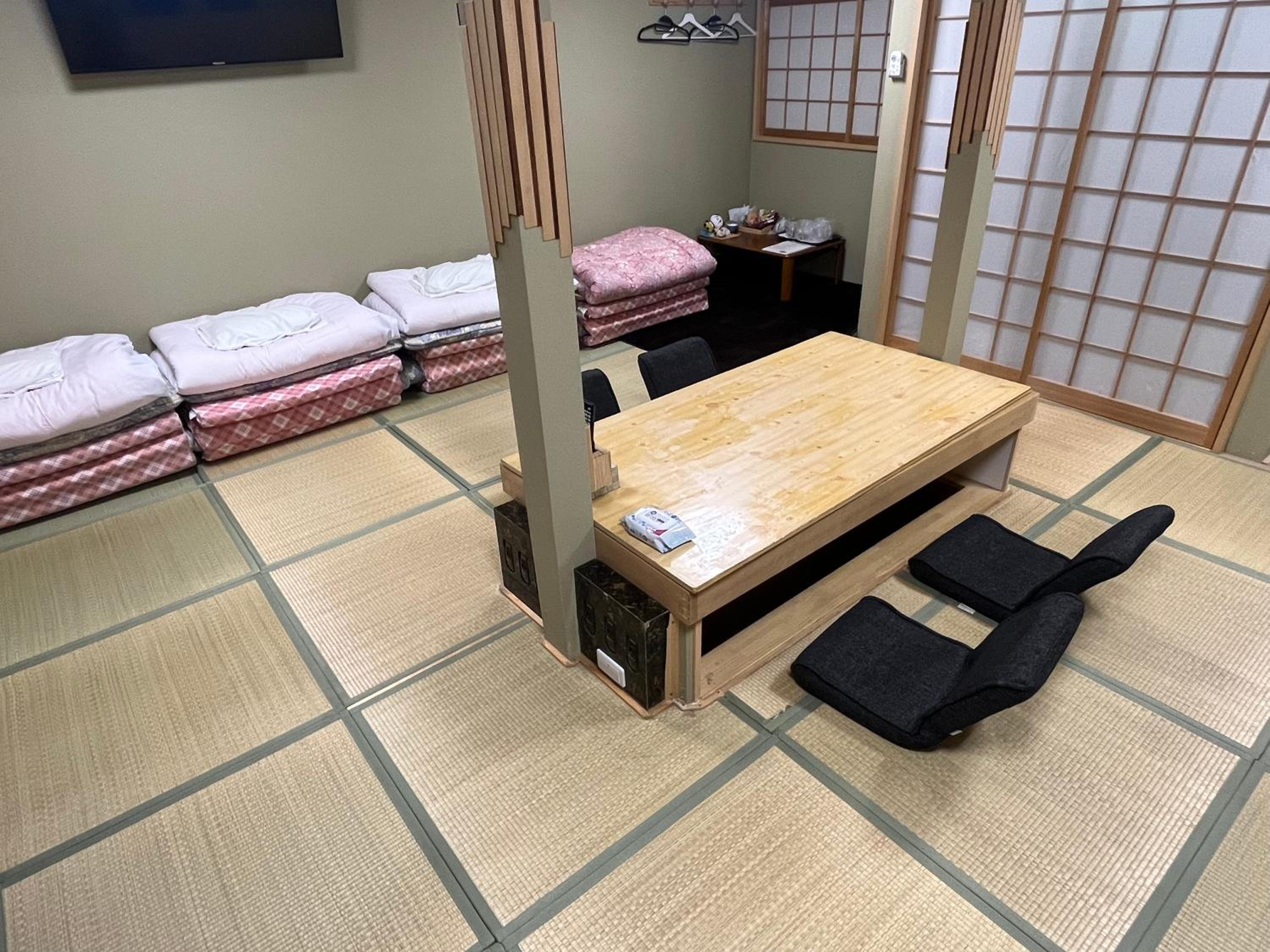Local Japanese Stay & Sake Experience Namba area
