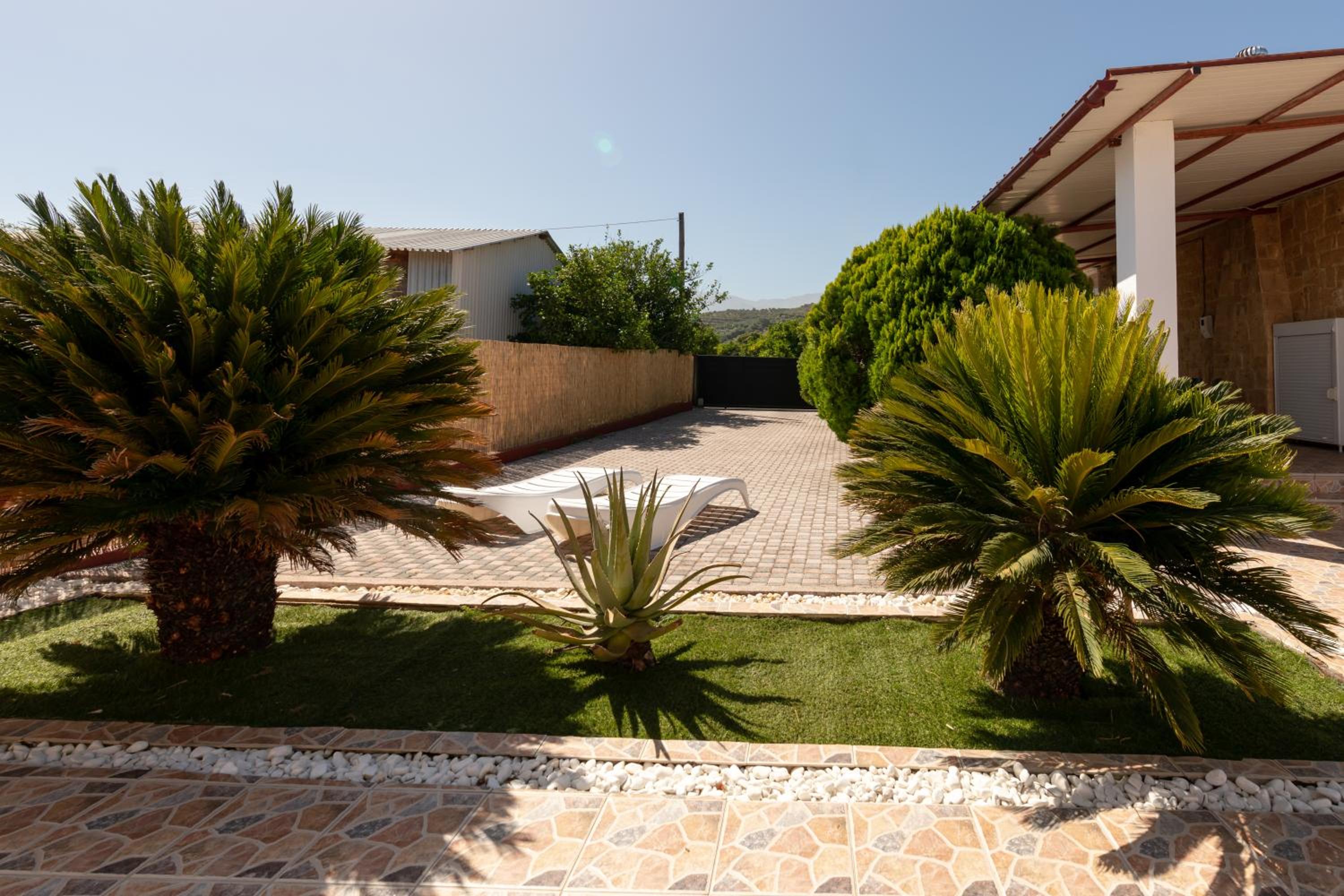 Villa Christiana Vatolakkos