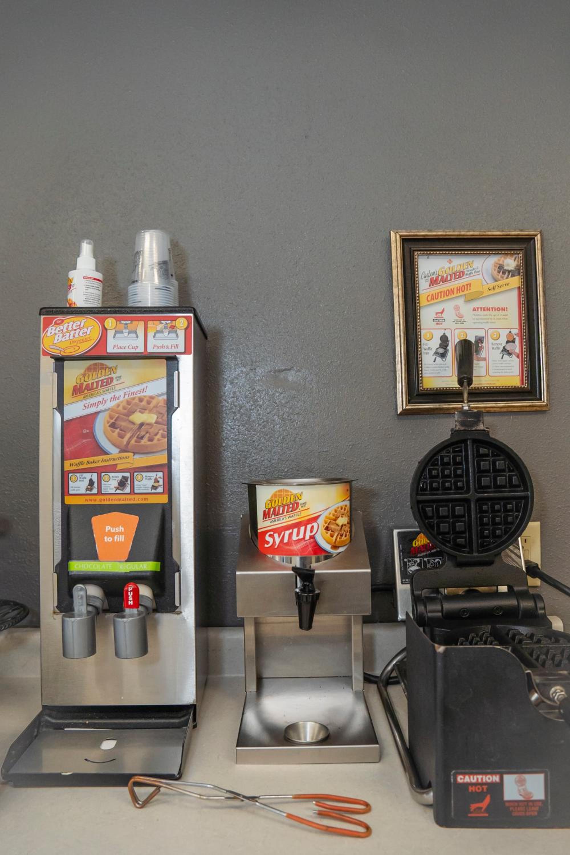 New York City Vacations - Victorian Inn  Suites-York - Property Image 22