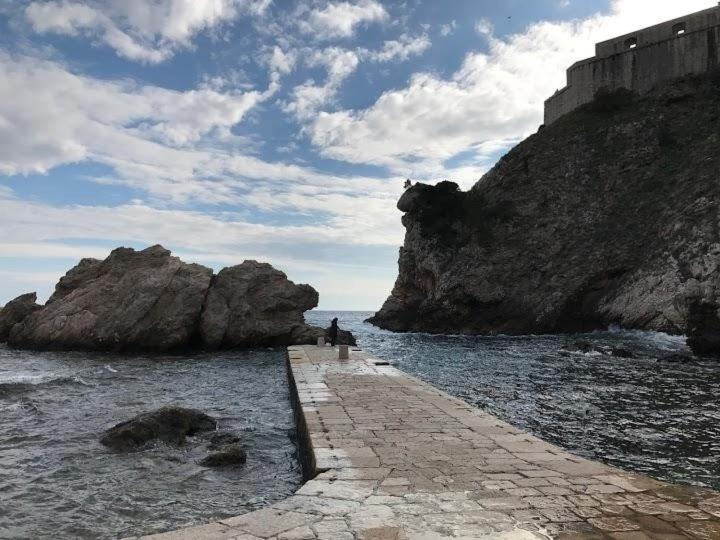 SEISTANCA LUX -Old City Entrance Dubrovnik