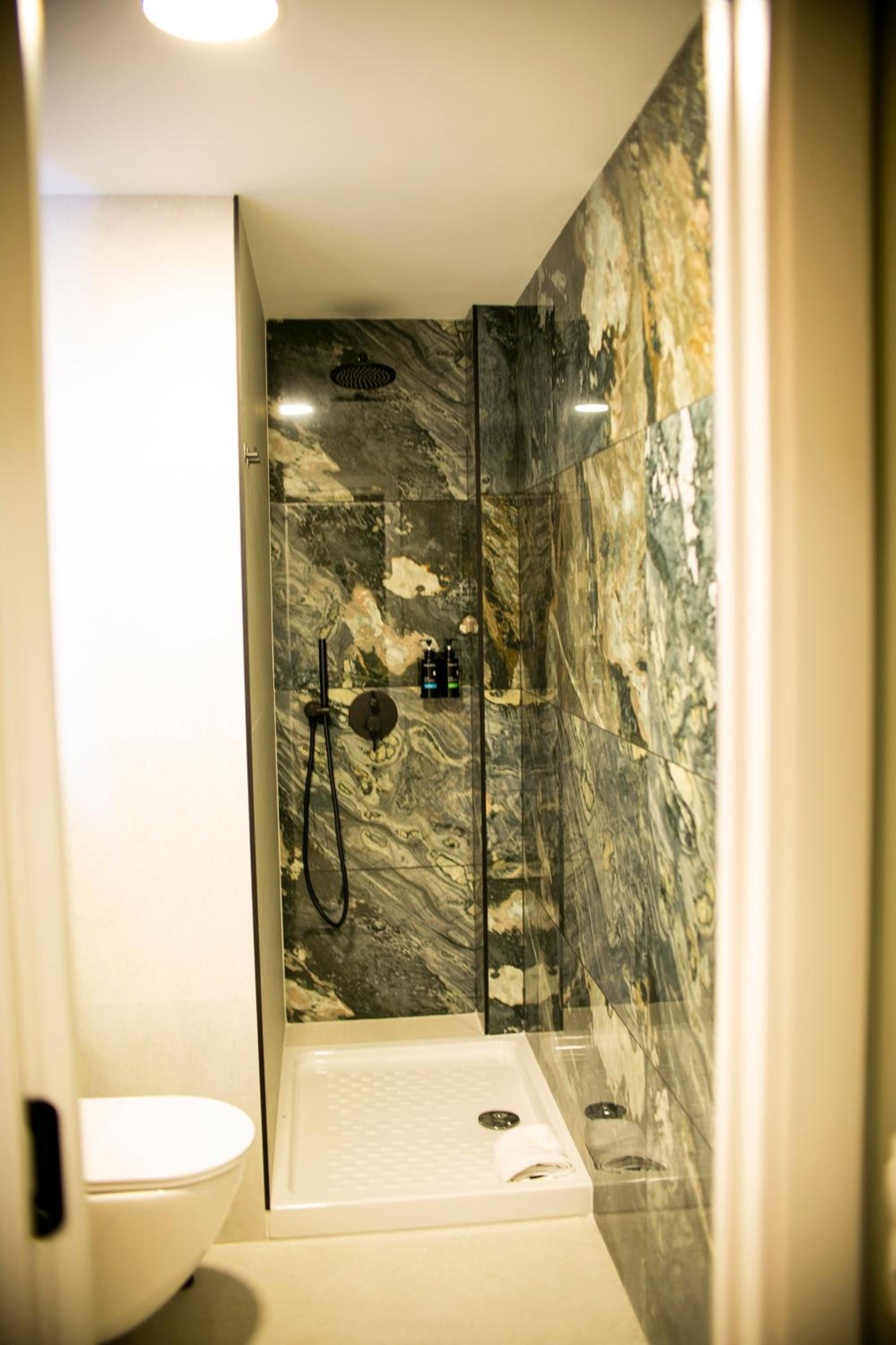 Casa Lyrata Comfort & Design