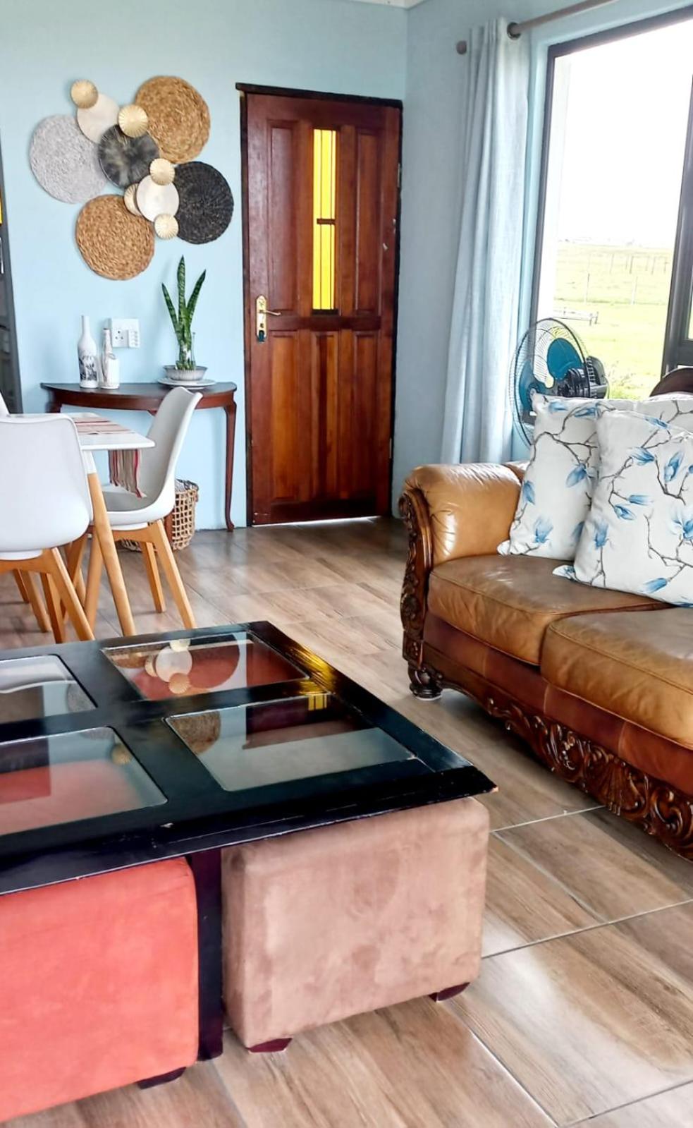 Wild Coast Grosvenor Holiday Home view 4