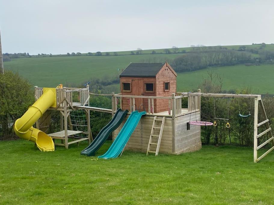 Ringrone Cottage 1st floor Apartment, with step access only view 3