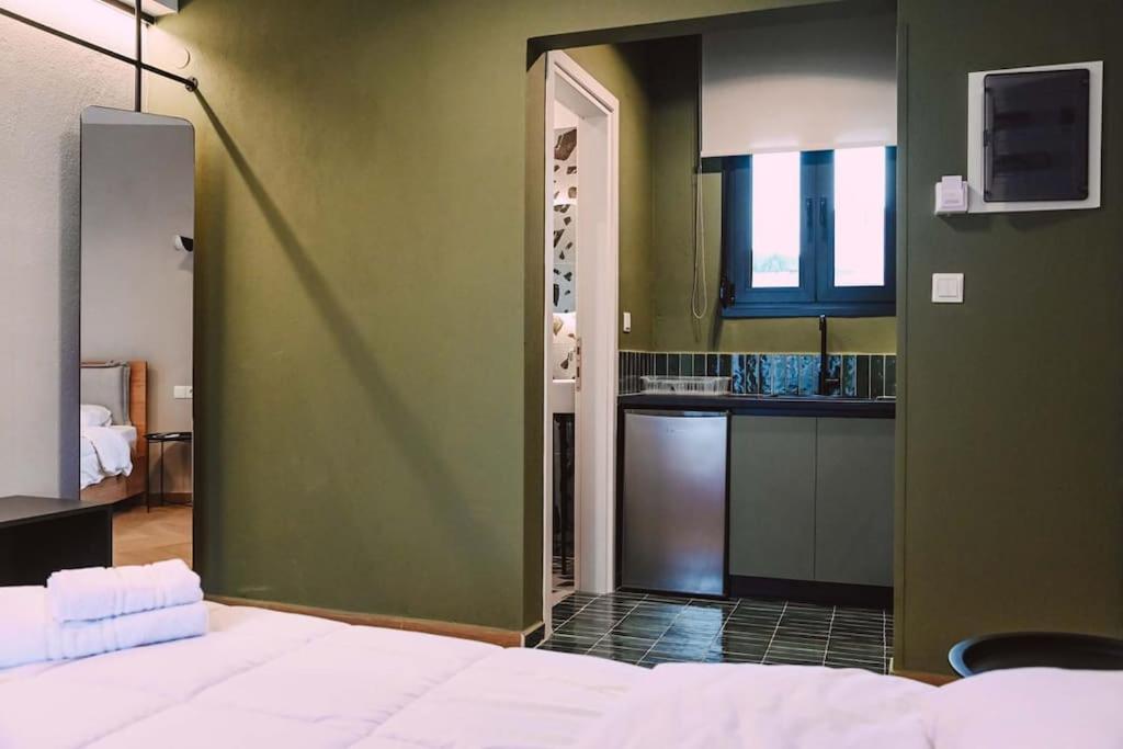 Four Stay Apartments Olive Room view 3