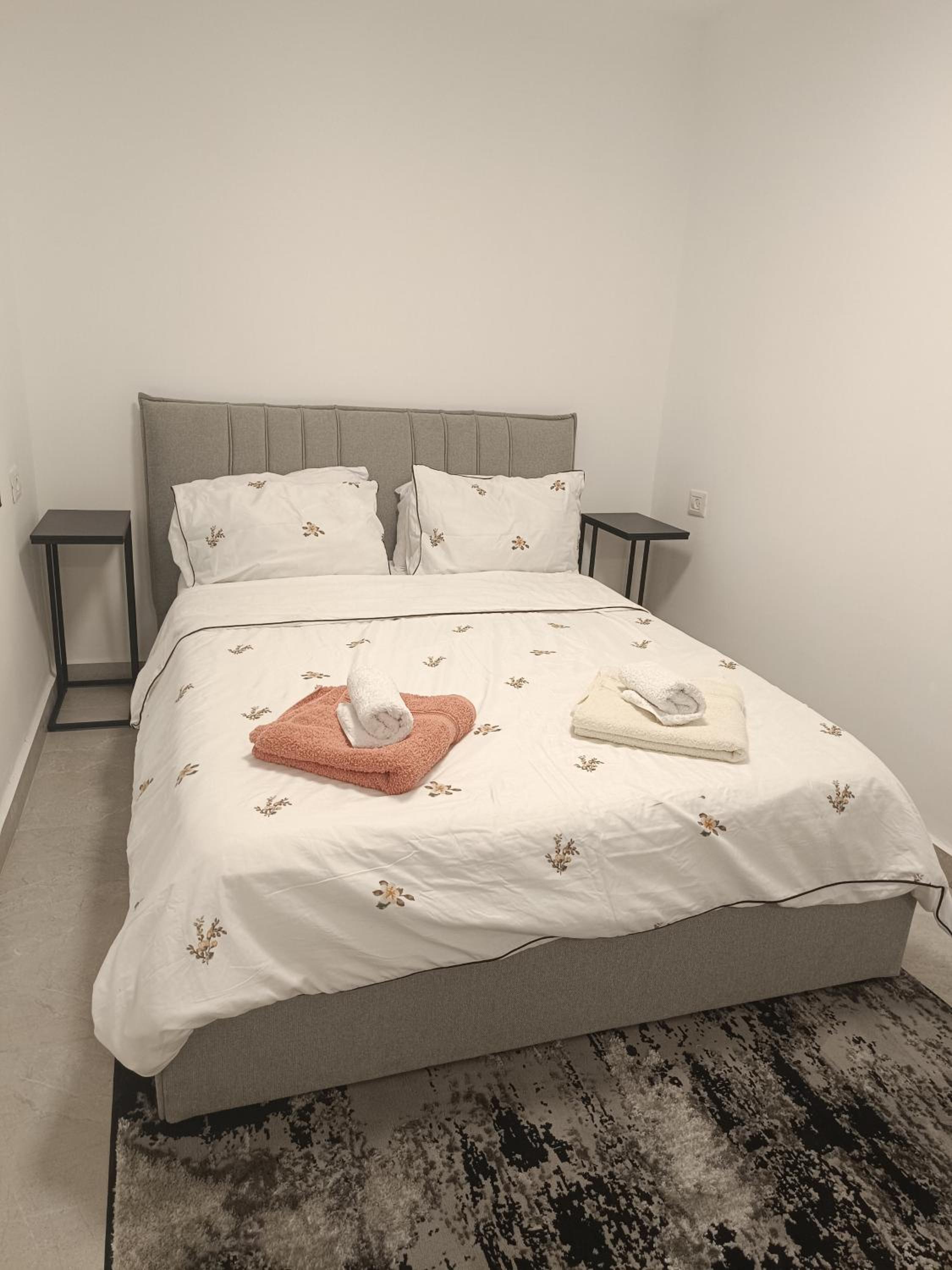 marom apartment