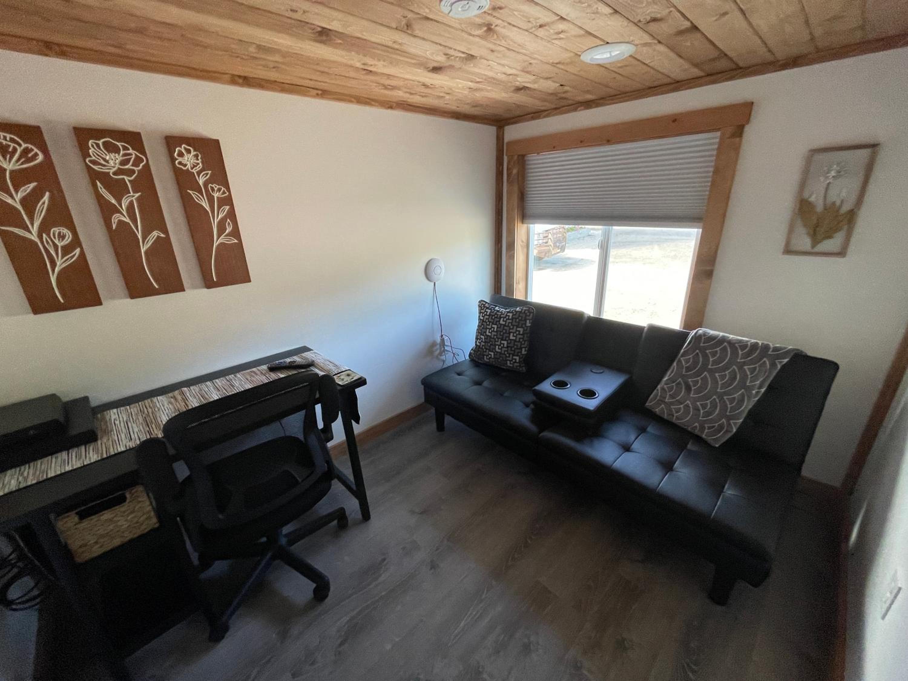 Peaceful Acres Cabin 6 - Soldotna, AK view 5
