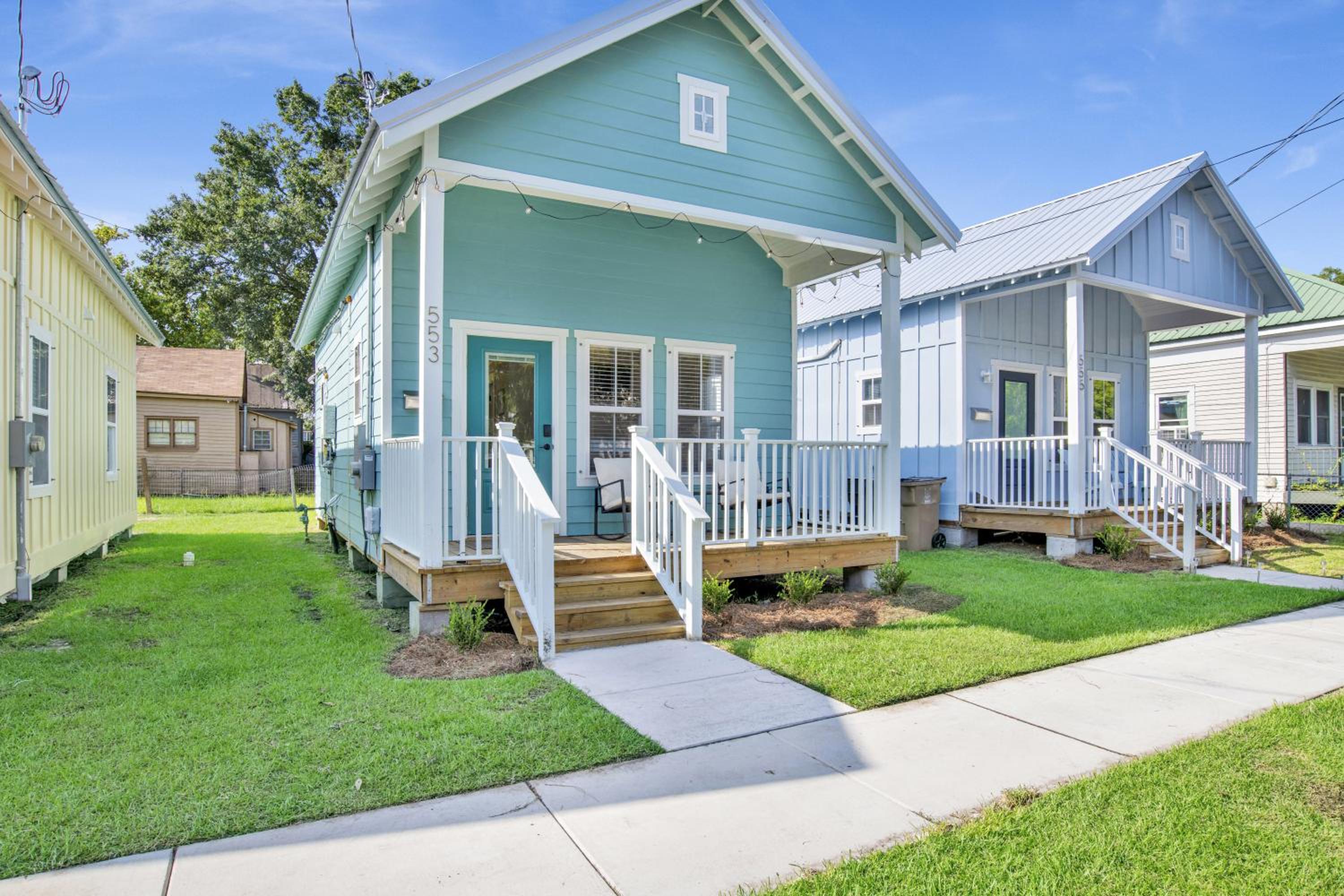 Mobile Vacations - Brand New Cottage in Downtown Mobile! Walking-distance to Heart of Downtown! - Property Image 1