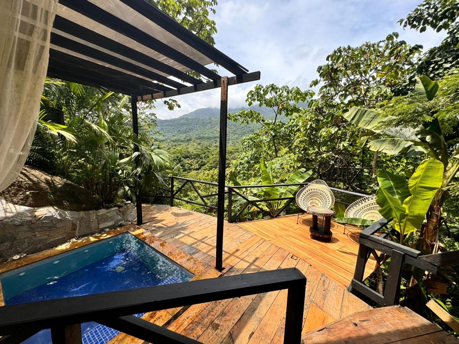 Lodge Cacao