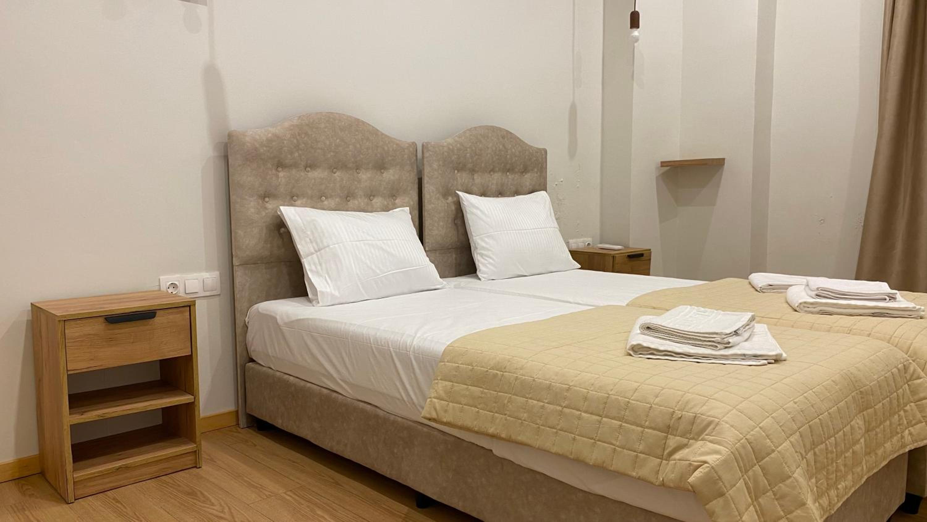Stone Luxury Suite