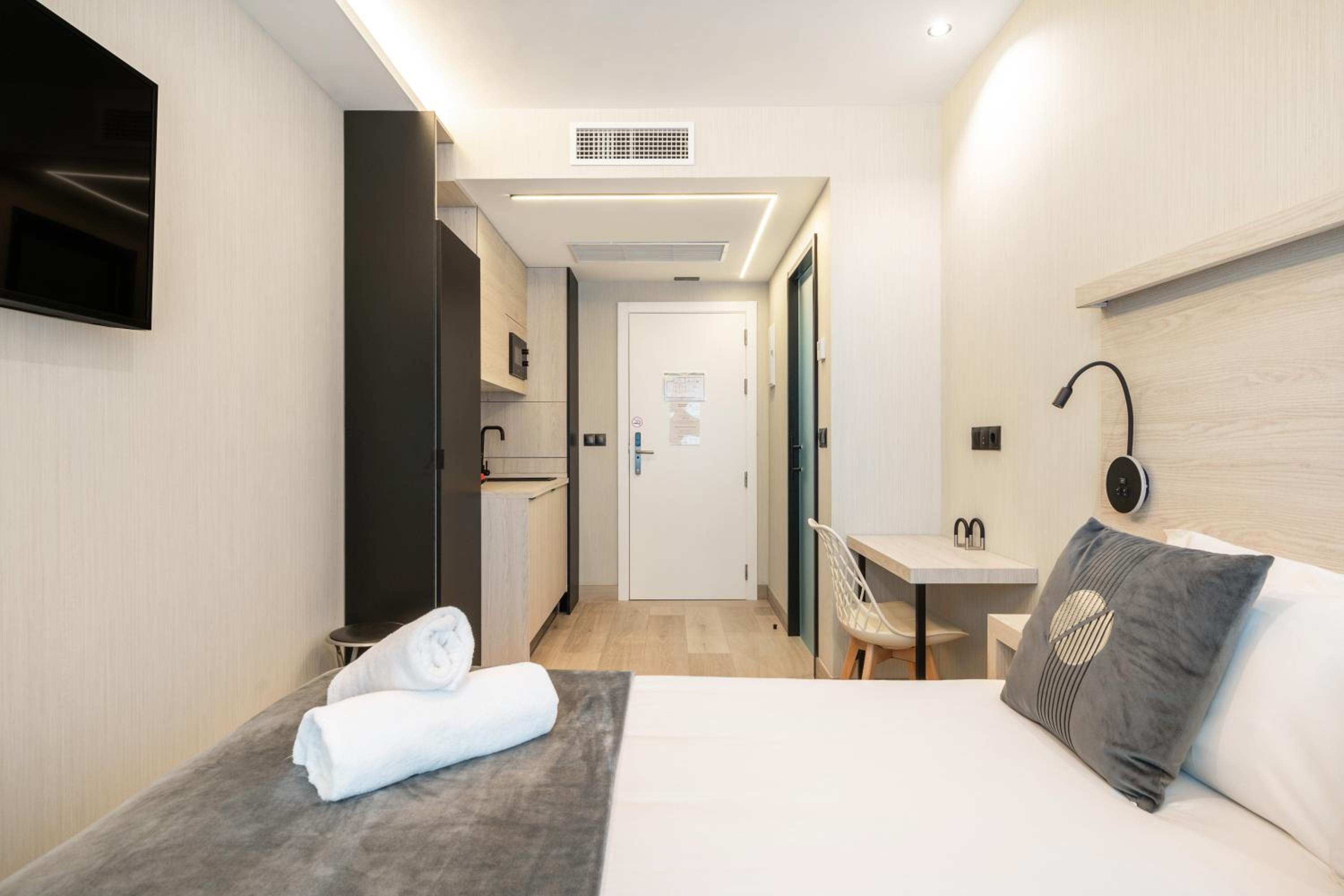 Dobo Madrid SB20