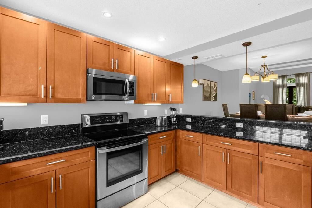 Charming 4BR Family Townhouse inside Disney Resort Area