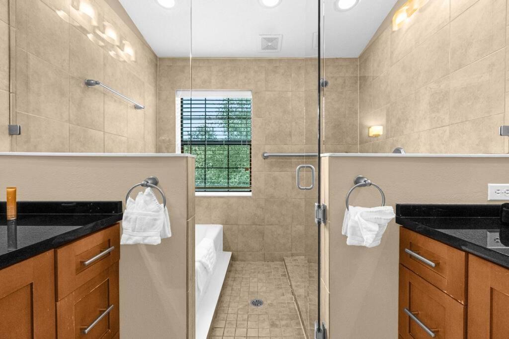 Charming 4BR Family Townhouse inside Disney Resort Area