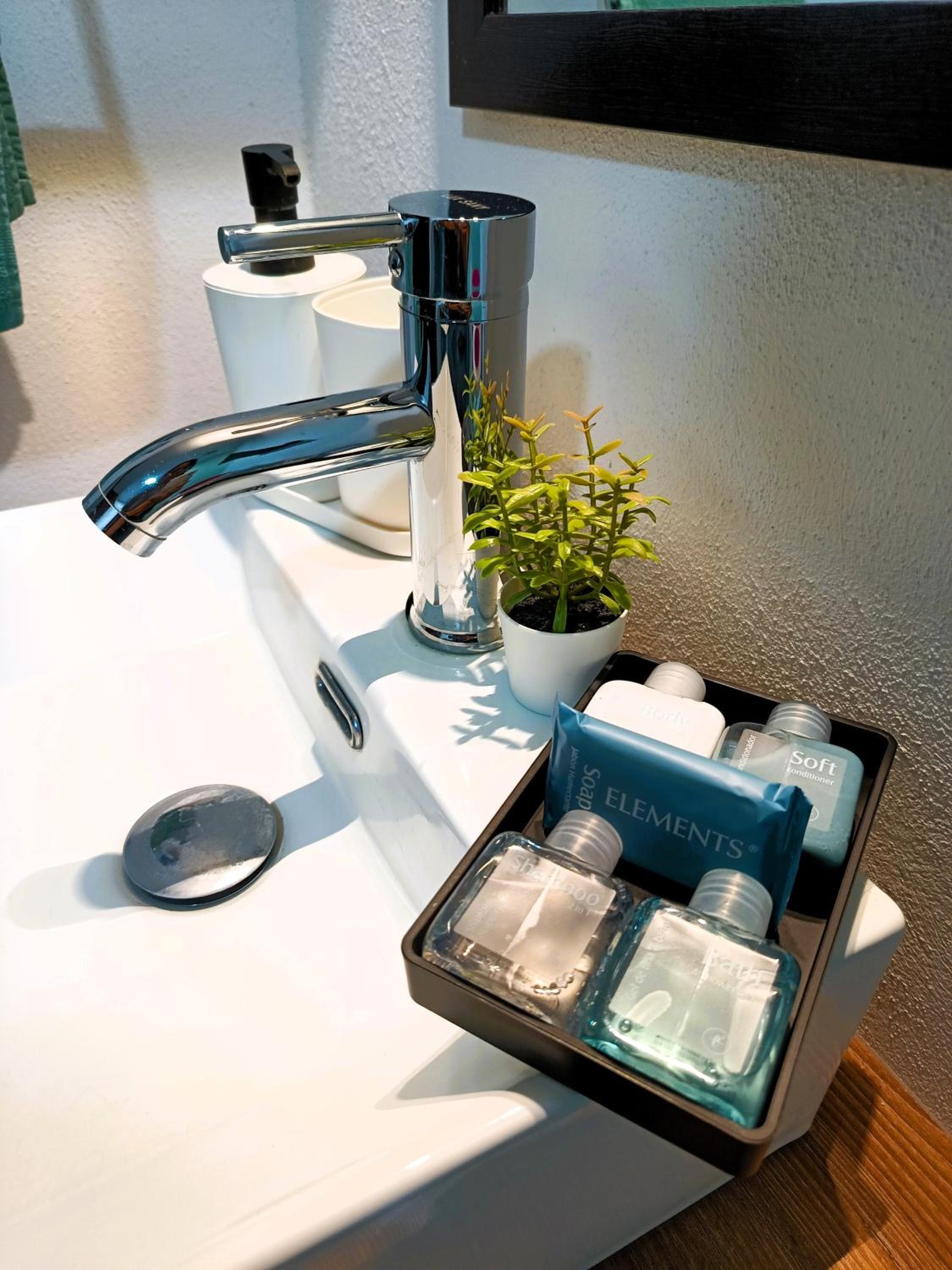 A30 Premium Suite BLACK PLUS Cocina Terraza Companies Work Teams 1-3 PAX