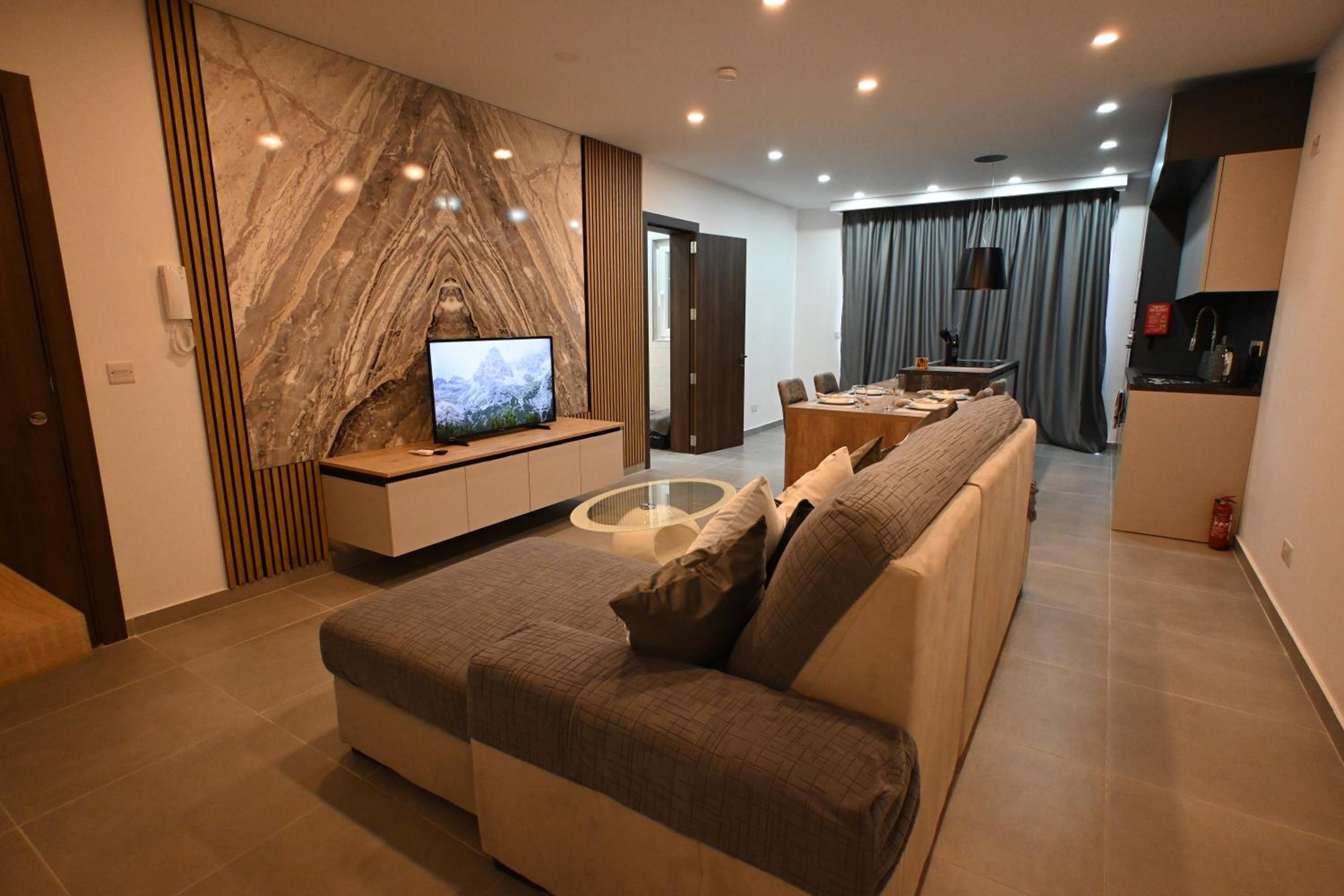 Highland Residence Apartment photo 4