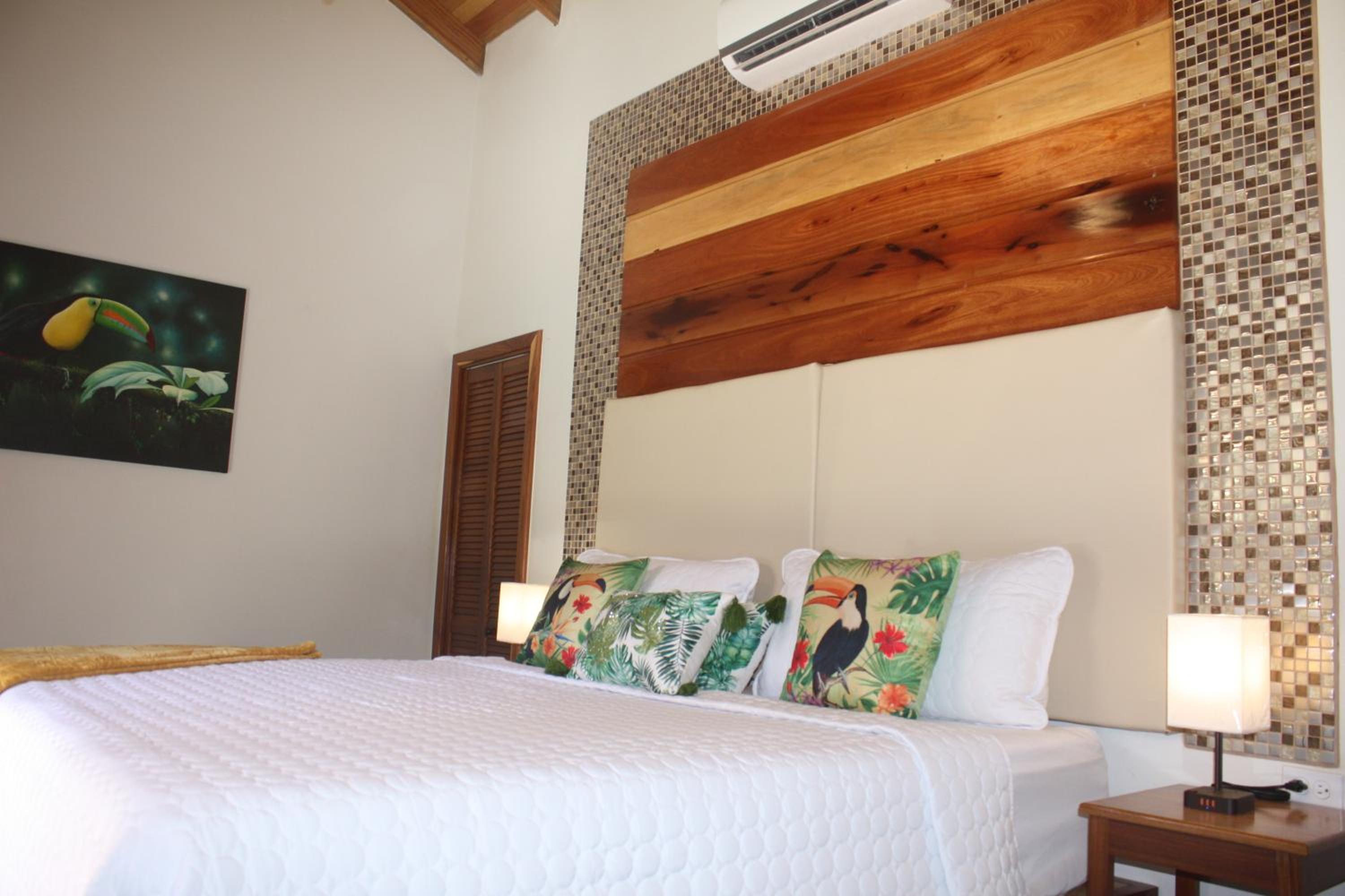 Pur Private Suites