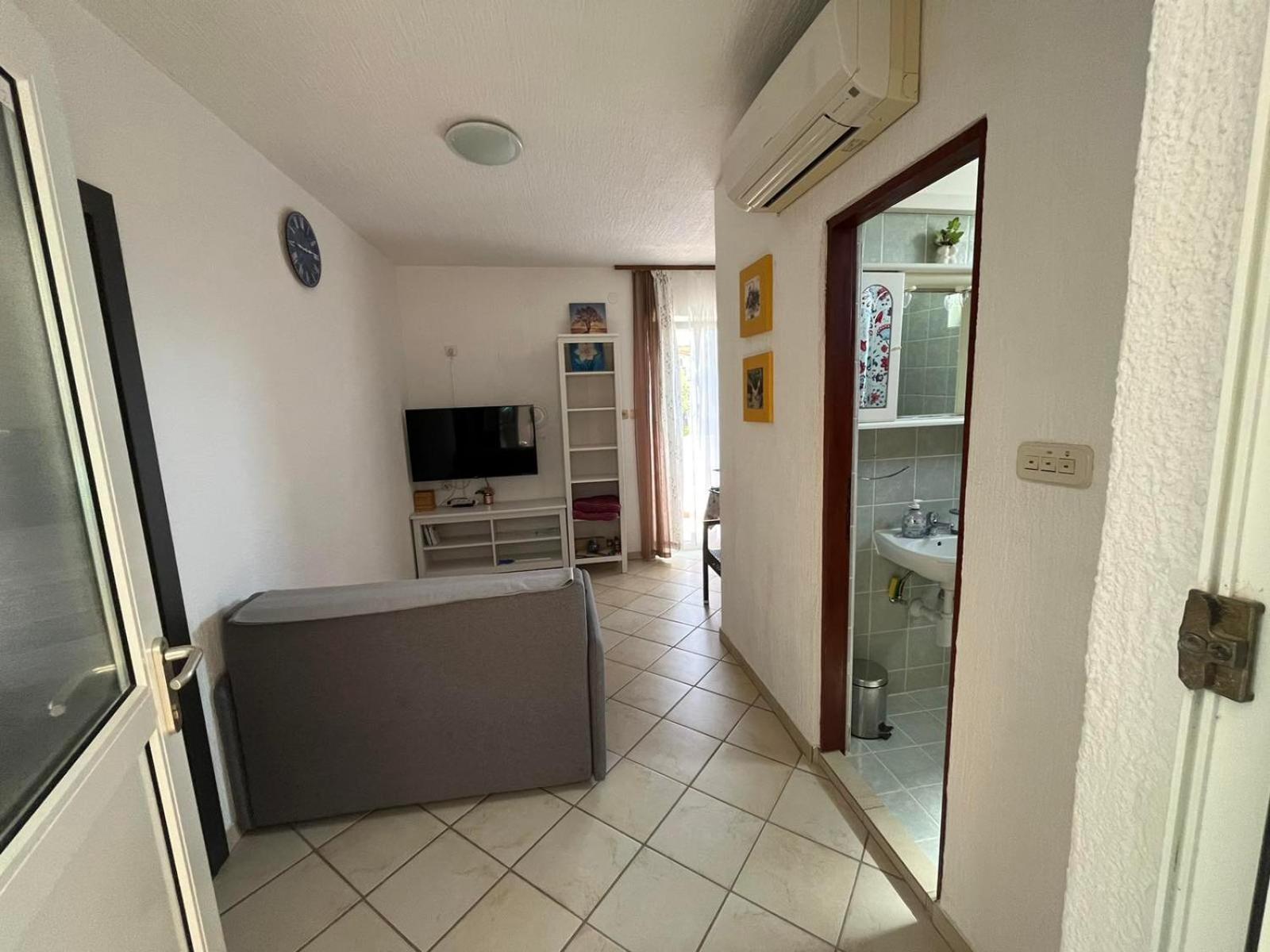 Lovorka Apartmani