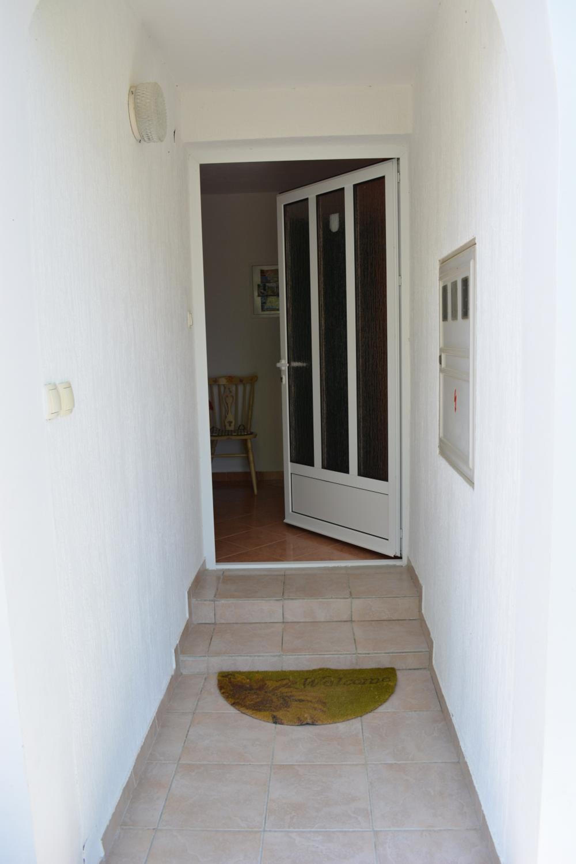 Lovorka Apartmani