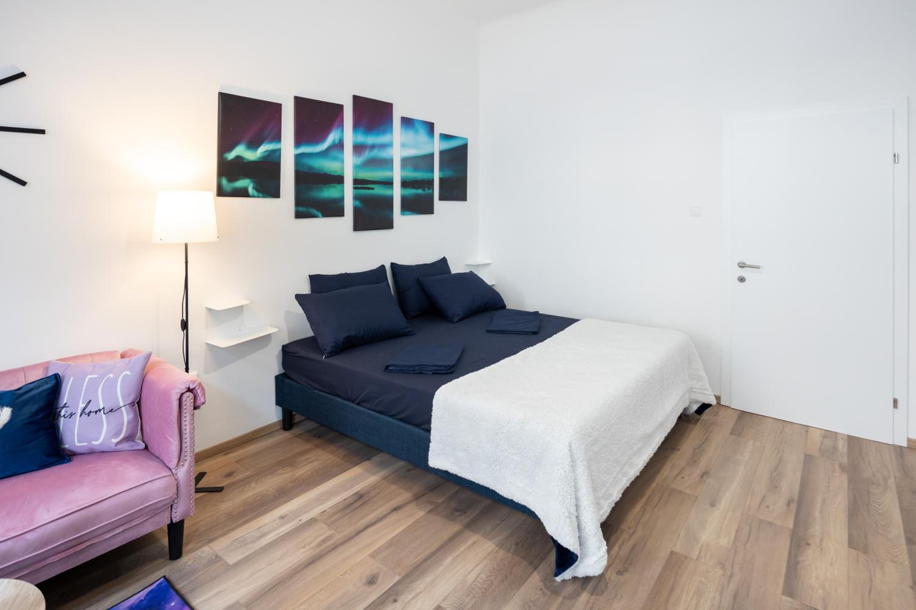 Radiant Premium Apartments - Fünfhaus