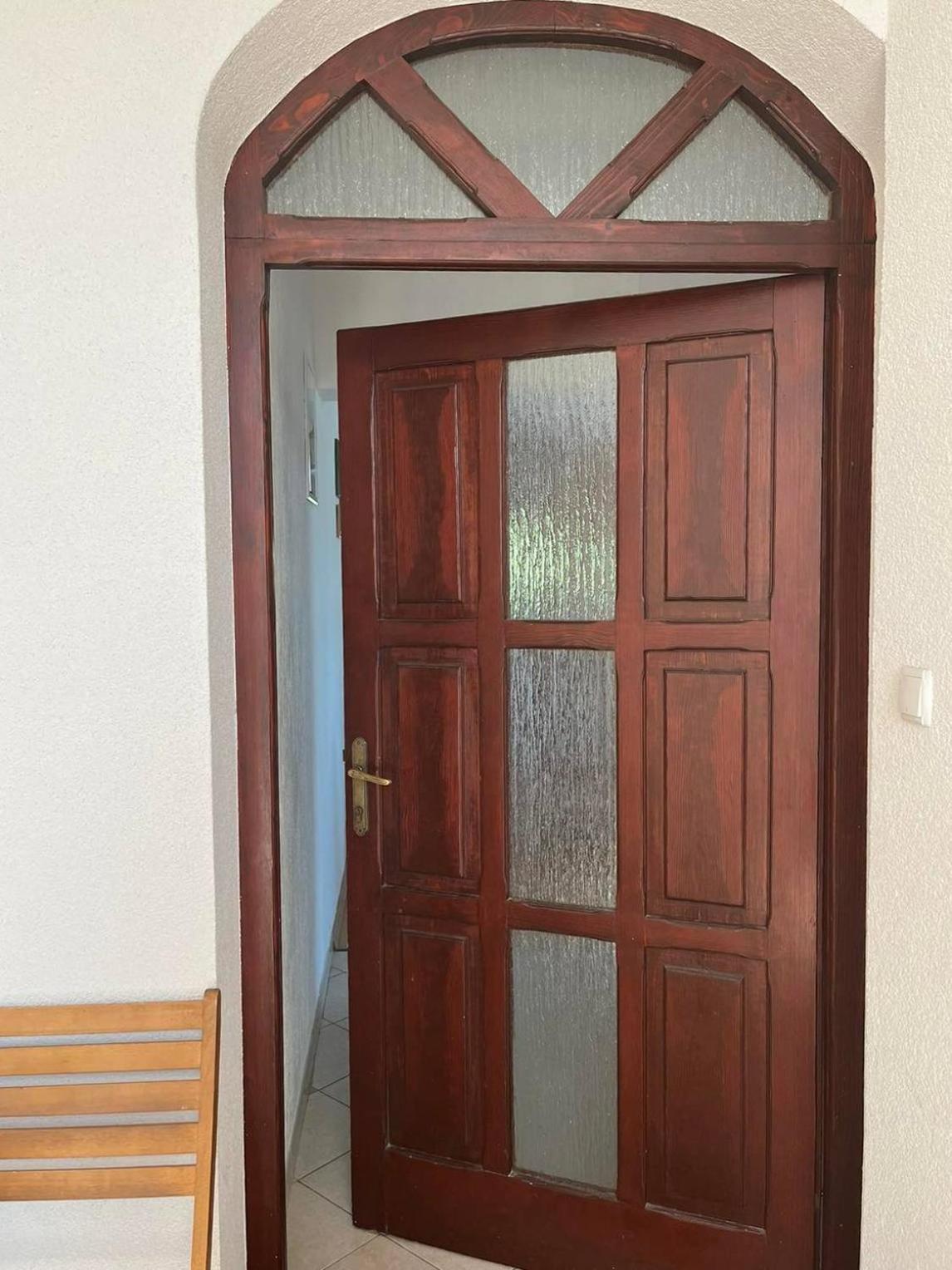 Lovorka Apartmani