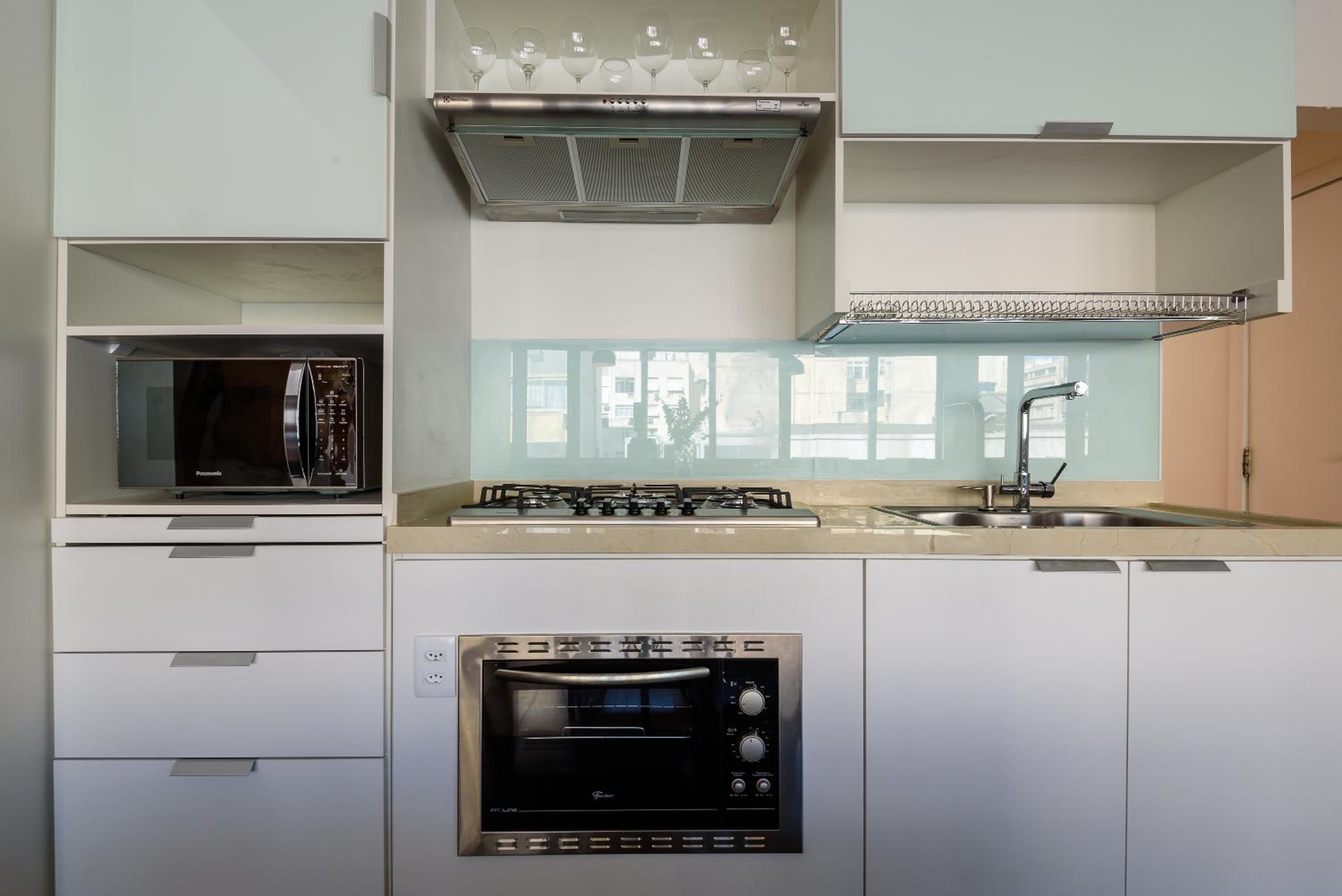 Spacious Duplex Penthouse Arpoador view 5