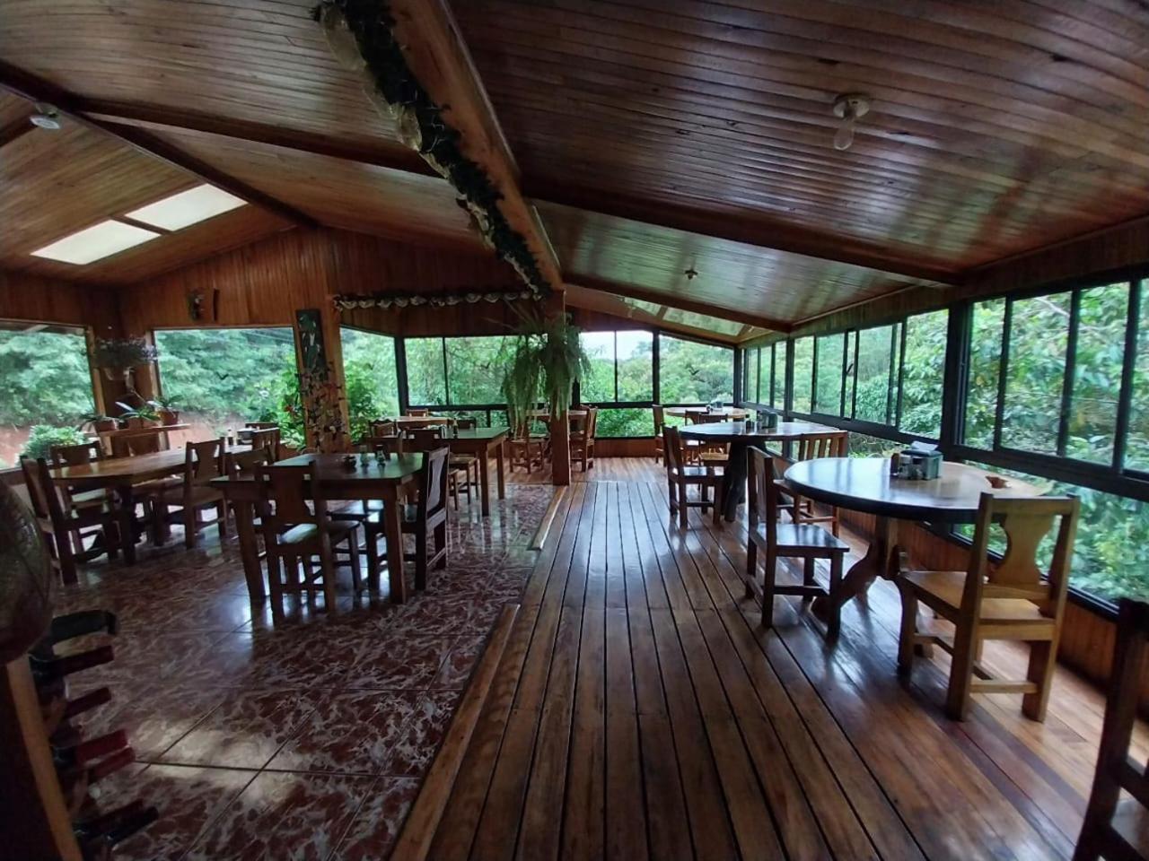Belcruz family lodge