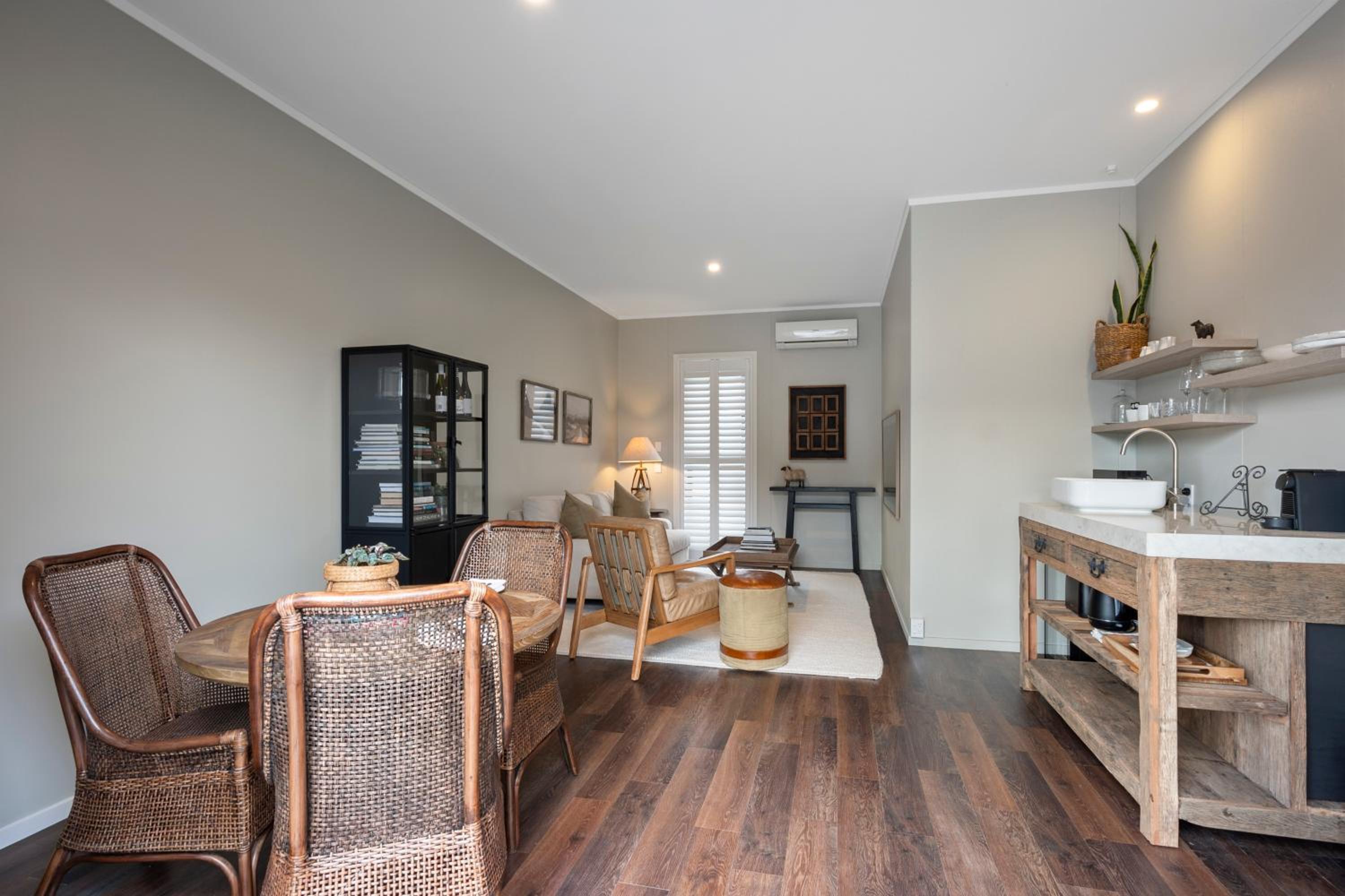 Kaitahi Lodge view 4