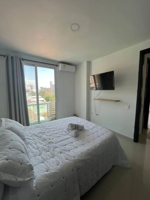 Electrificadora 1 bed, park view