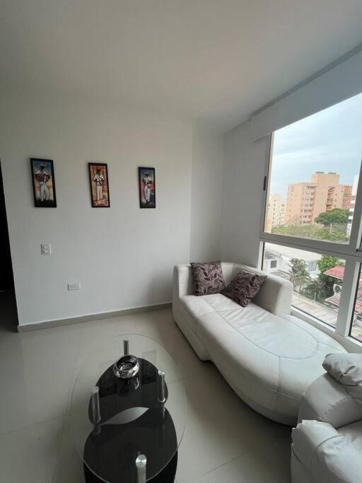 Electrificadora 1 bed, park view