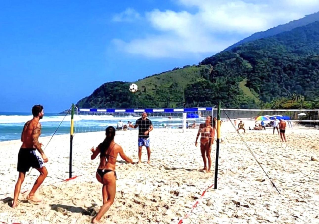 Casa a uma quadra da praia Maresias