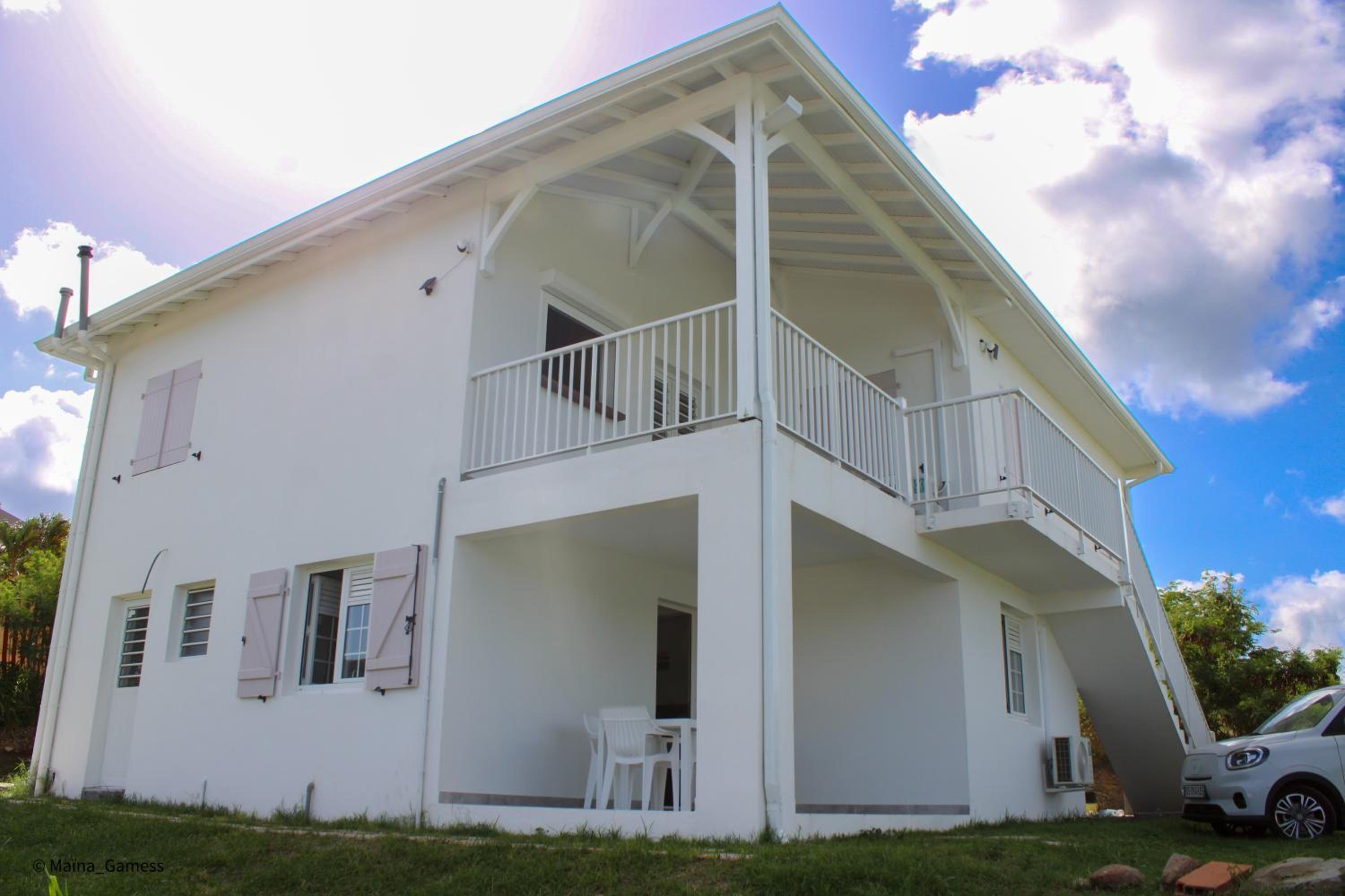 Havre de détente, F2 et studio en bas de villa avec piscine view 5