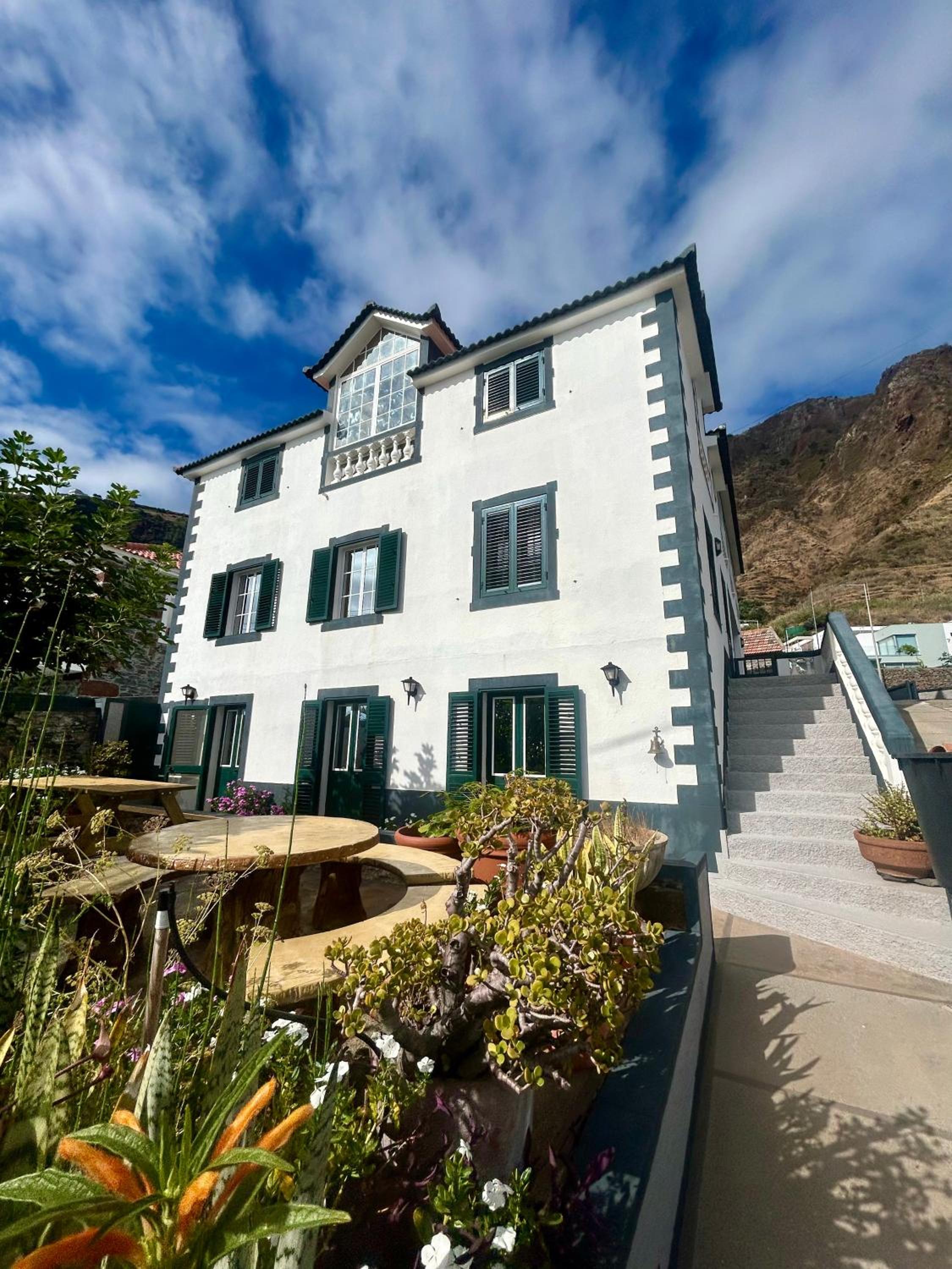 Casa Carneirinho by Olá Madeira
