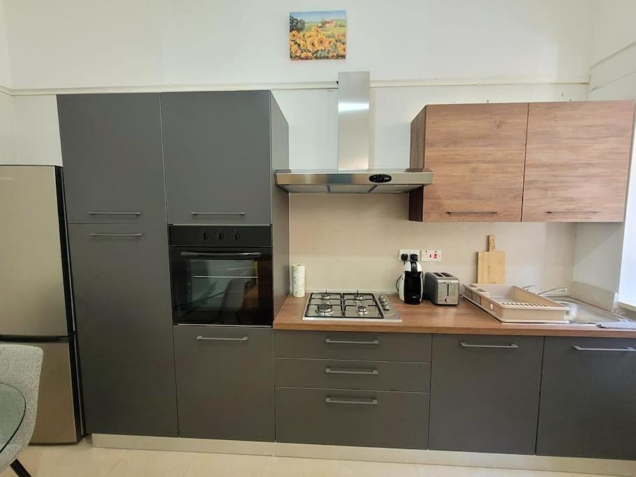 Sunflower Maltese House in Sliema view 5