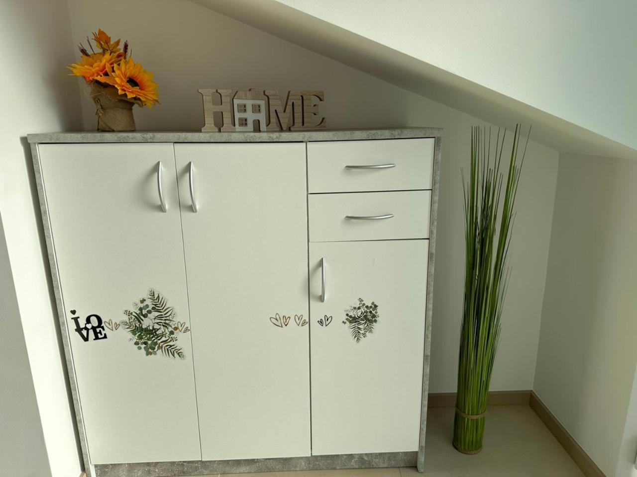 Große FerienWohnung 3 Schlafzimmer Neubau Gästehaus 120m2