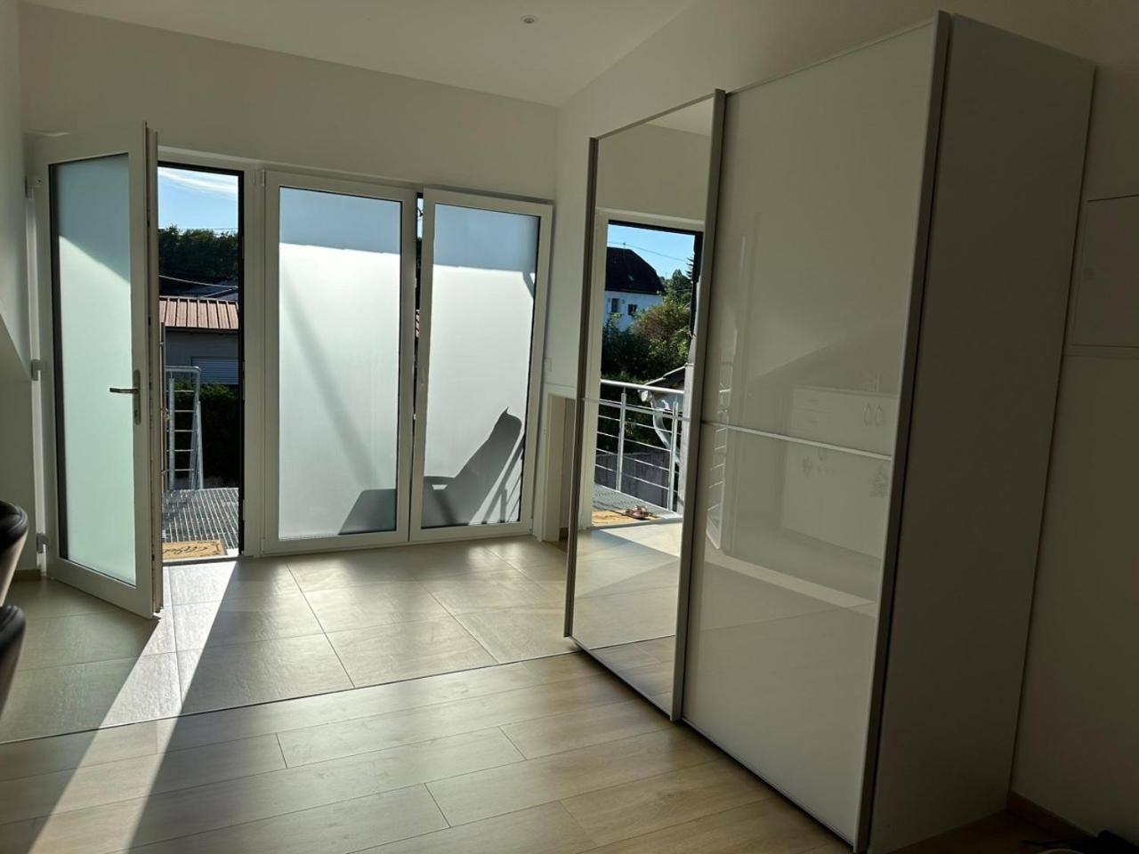 Große FerienWohnung 3 Schlafzimmer Neubau Gästehaus 120m2