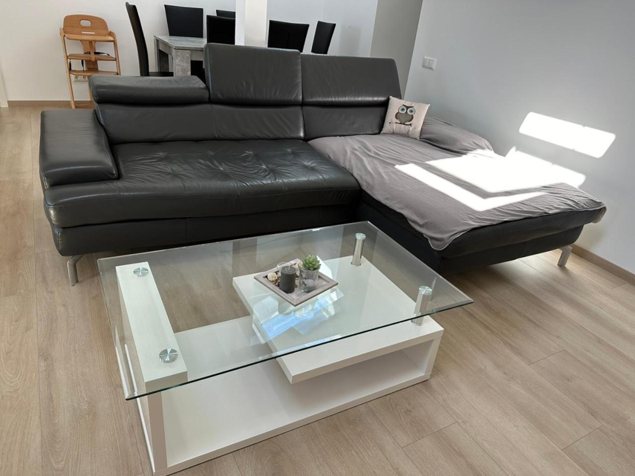 Große FerienWohnung 3 Schlafzimmer Neubau Gästehaus 120m2