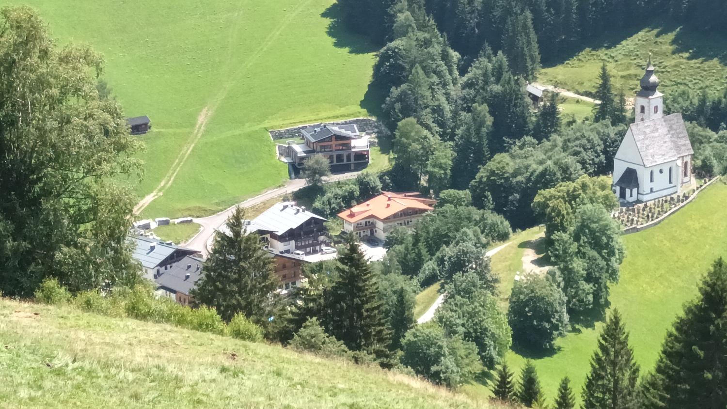 Haus Dienten Top 11