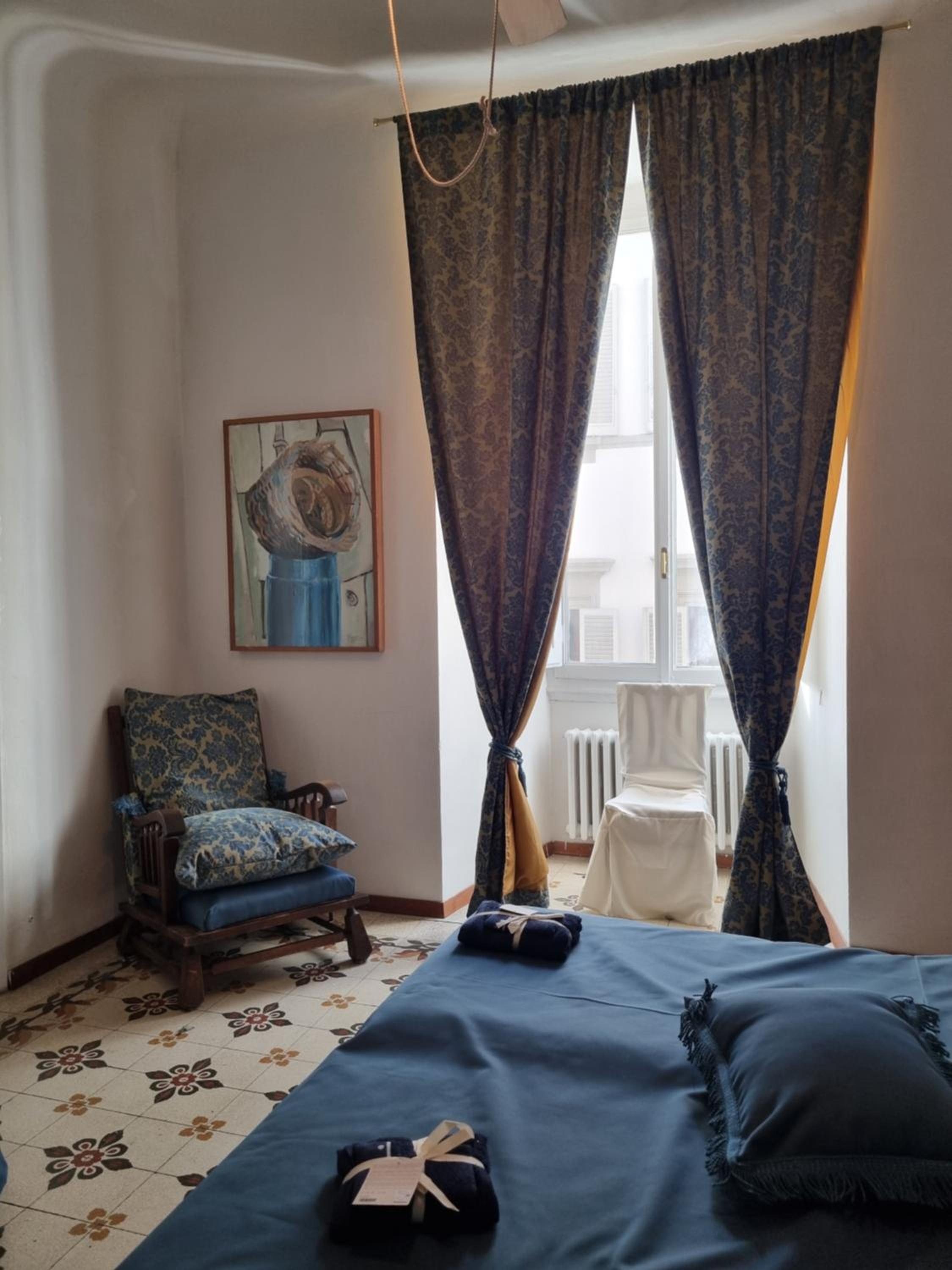 LA SEDE DELL'ARTE Monolocale Studio e Camere in Torre Medievale vicino a Duomo e Piazza Signoria