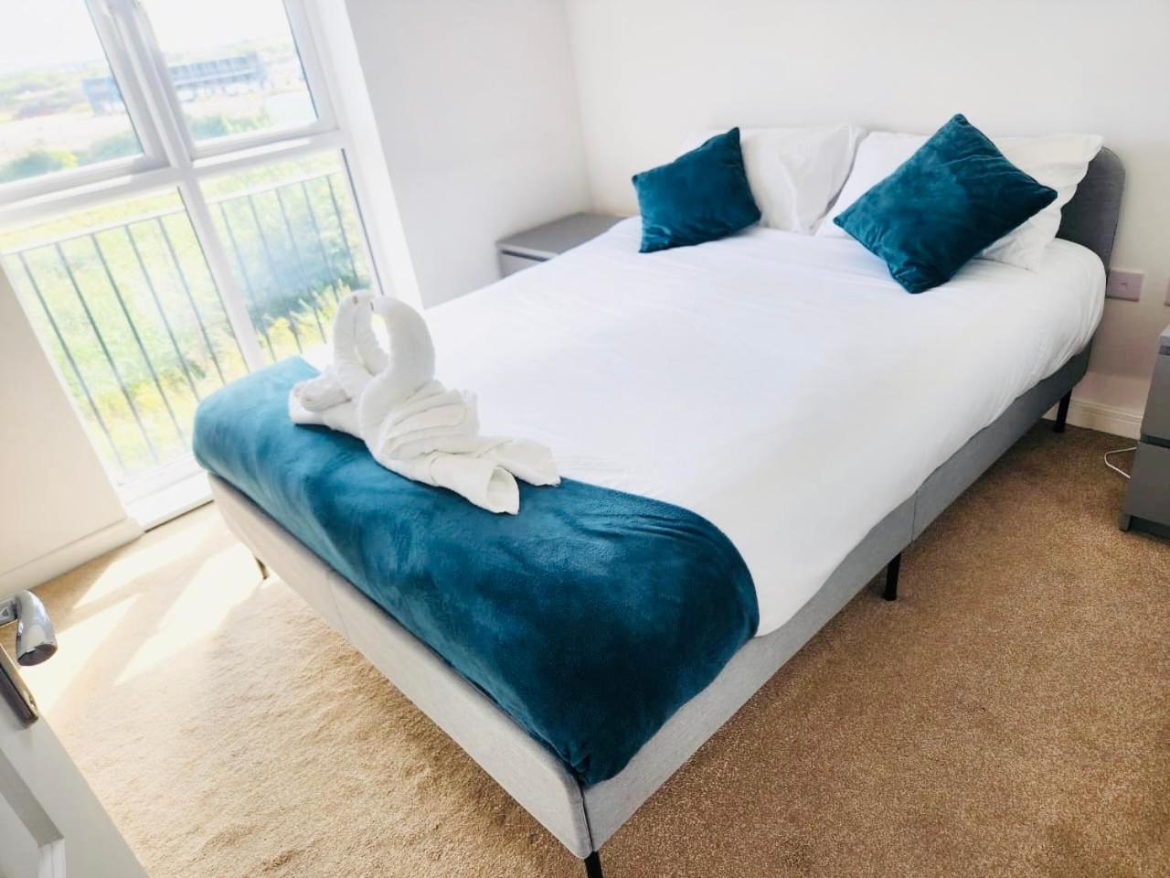 Modern 2-Bedroom Apartment