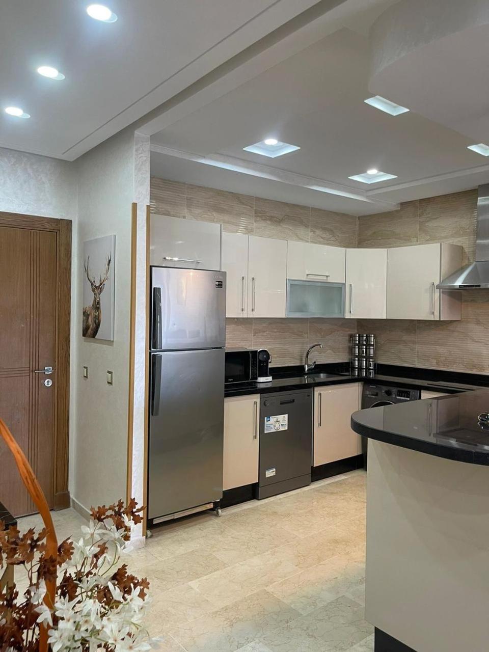 Appartement haut standing grande terrasse Malabata