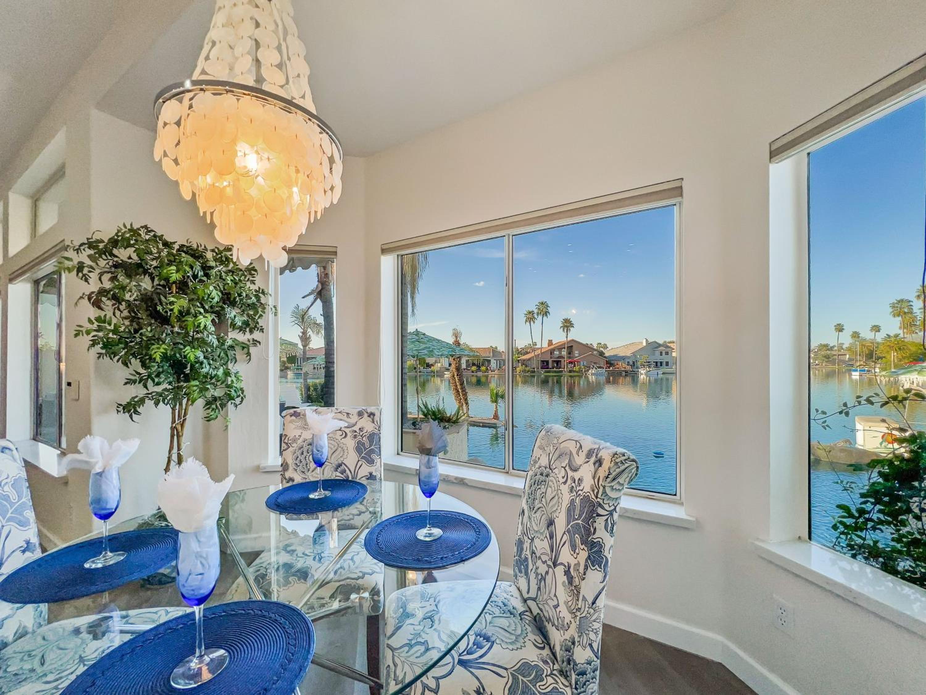 Edgewater Gilbert