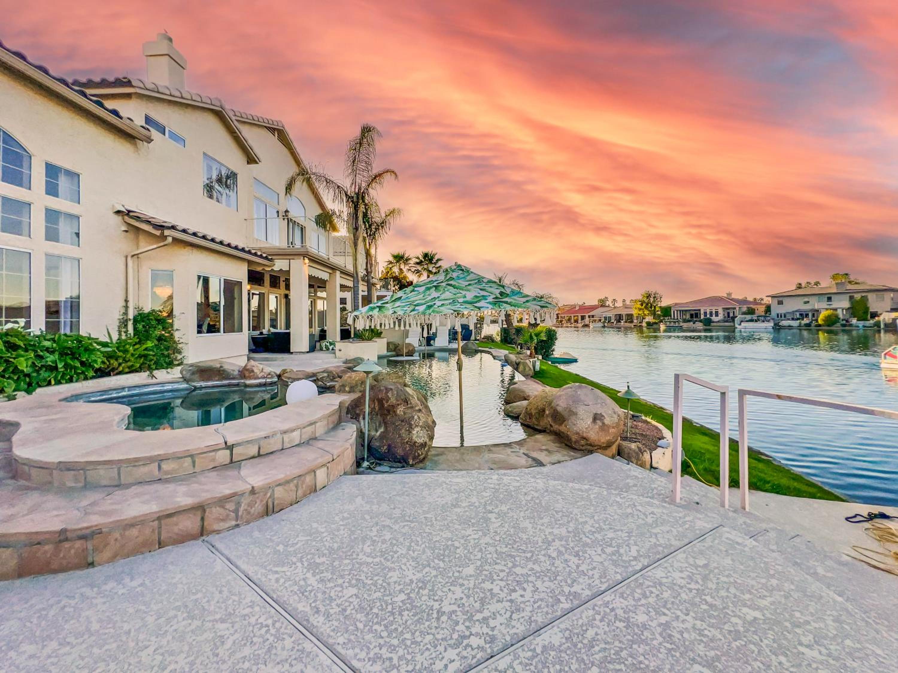 Edgewater Gilbert