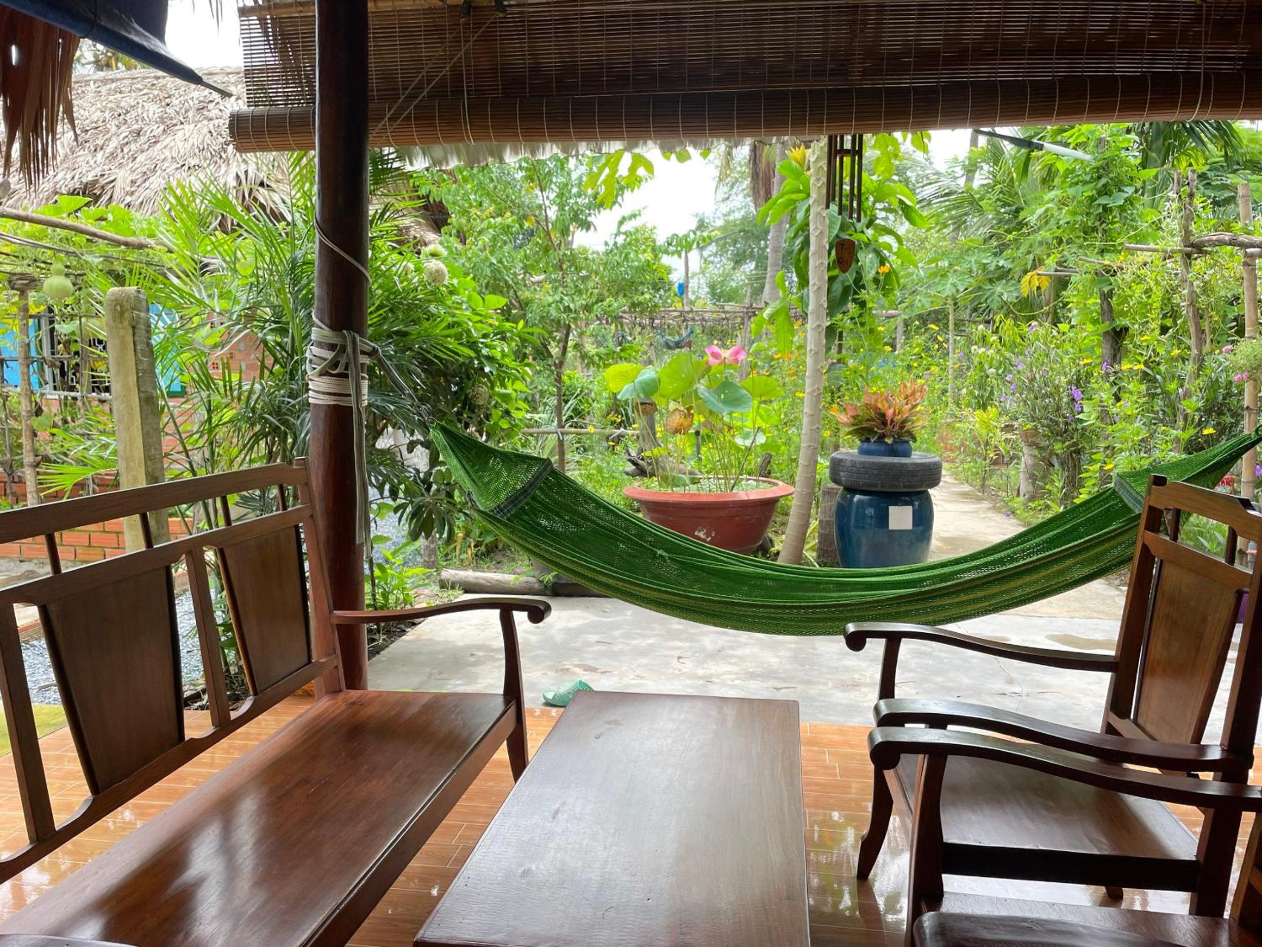 Ty Phu Miet Vuon Homestay - Entire Bungalow view 5