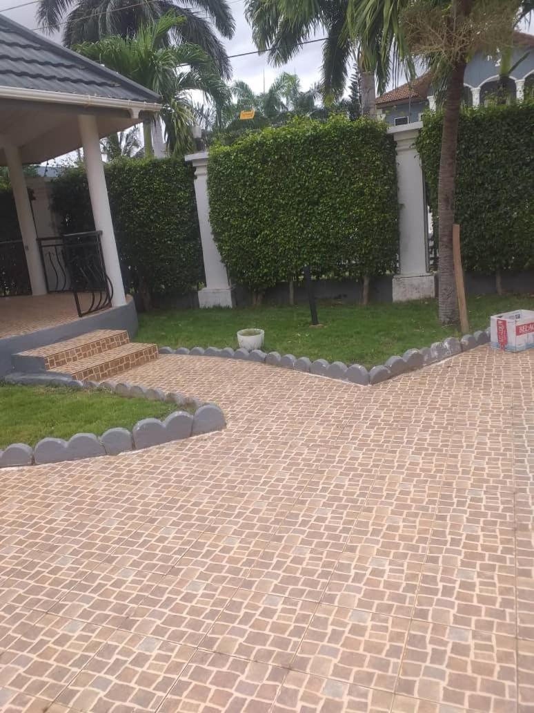 Spintex Place