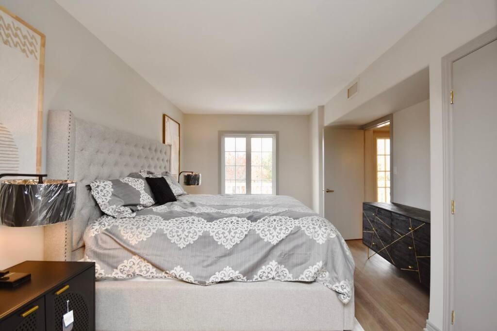 Luxury Suite, Jacuzzi, Full Kitchen, Heated Pool