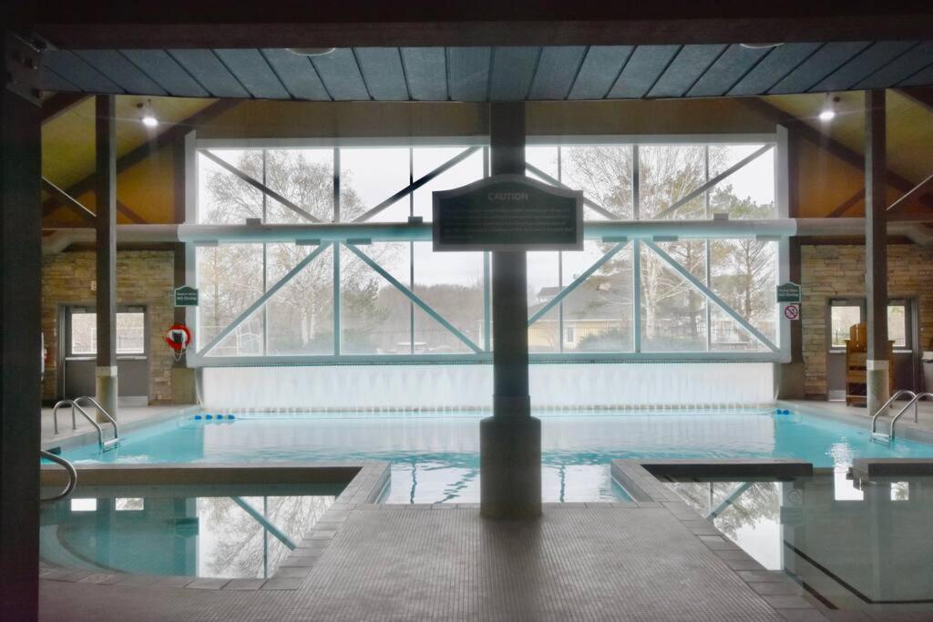 Luxury Suite, Jacuzzi, Full Kitchen, Heated Pool