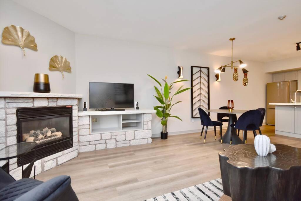 Luxury Suite, Jacuzzi, Full Kitchen, Heated Pool