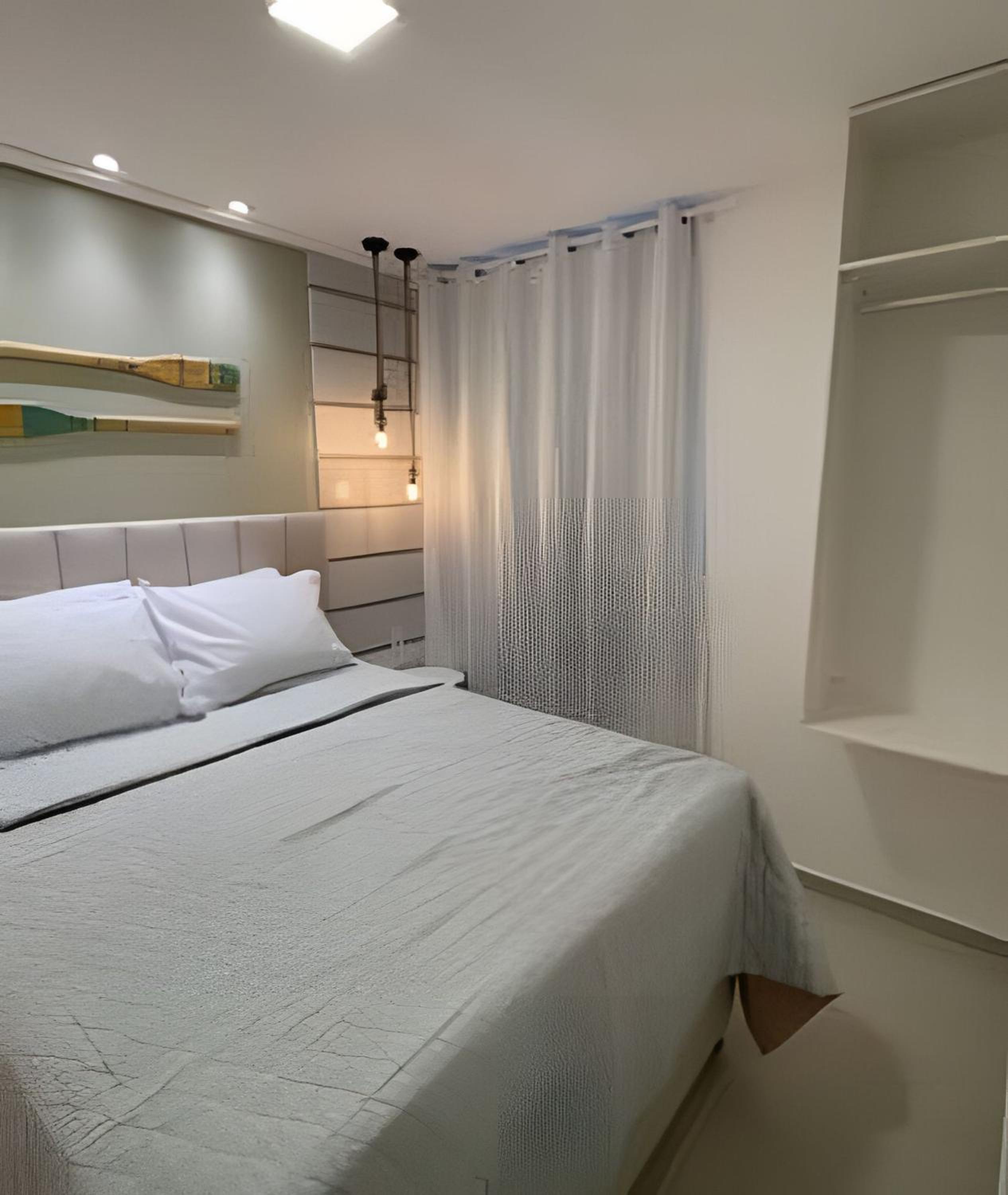 Flat térreo com piscina privativa